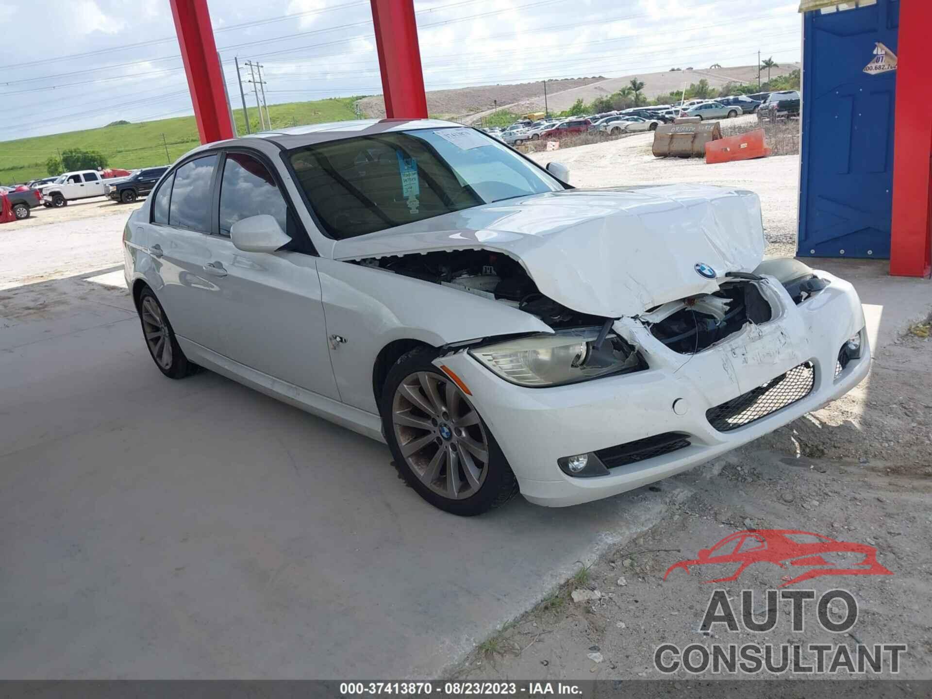 BMW 328I 2011 - WBAPH7G55BNN02216