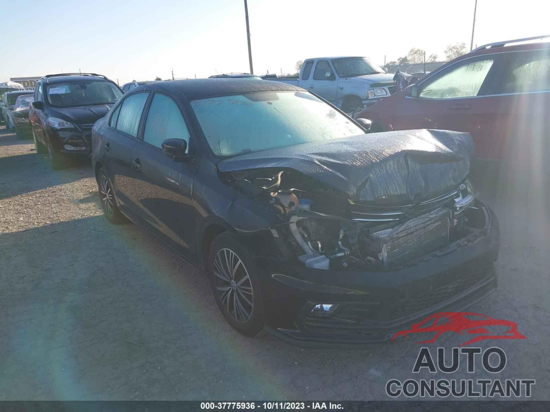 VOLKSWAGEN JETTA 2018 - 3VWDB7AJ9JM208126