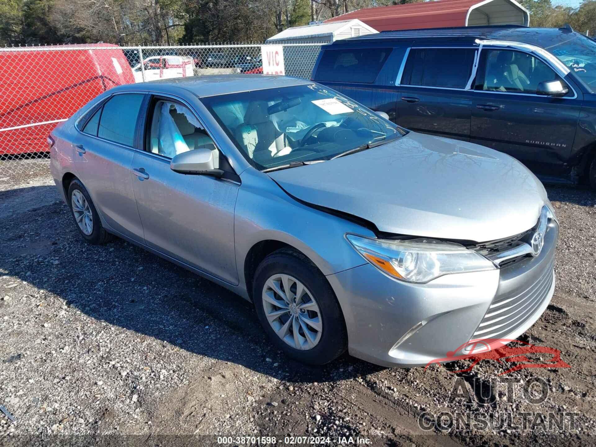 TOYOTA CAMRY 2017 - 4T1BF1FK7HU647582