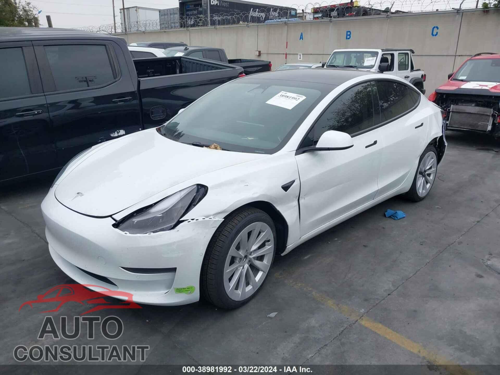 TESLA MODEL 3 2022 - 5YJ3E1EB4NF267911
