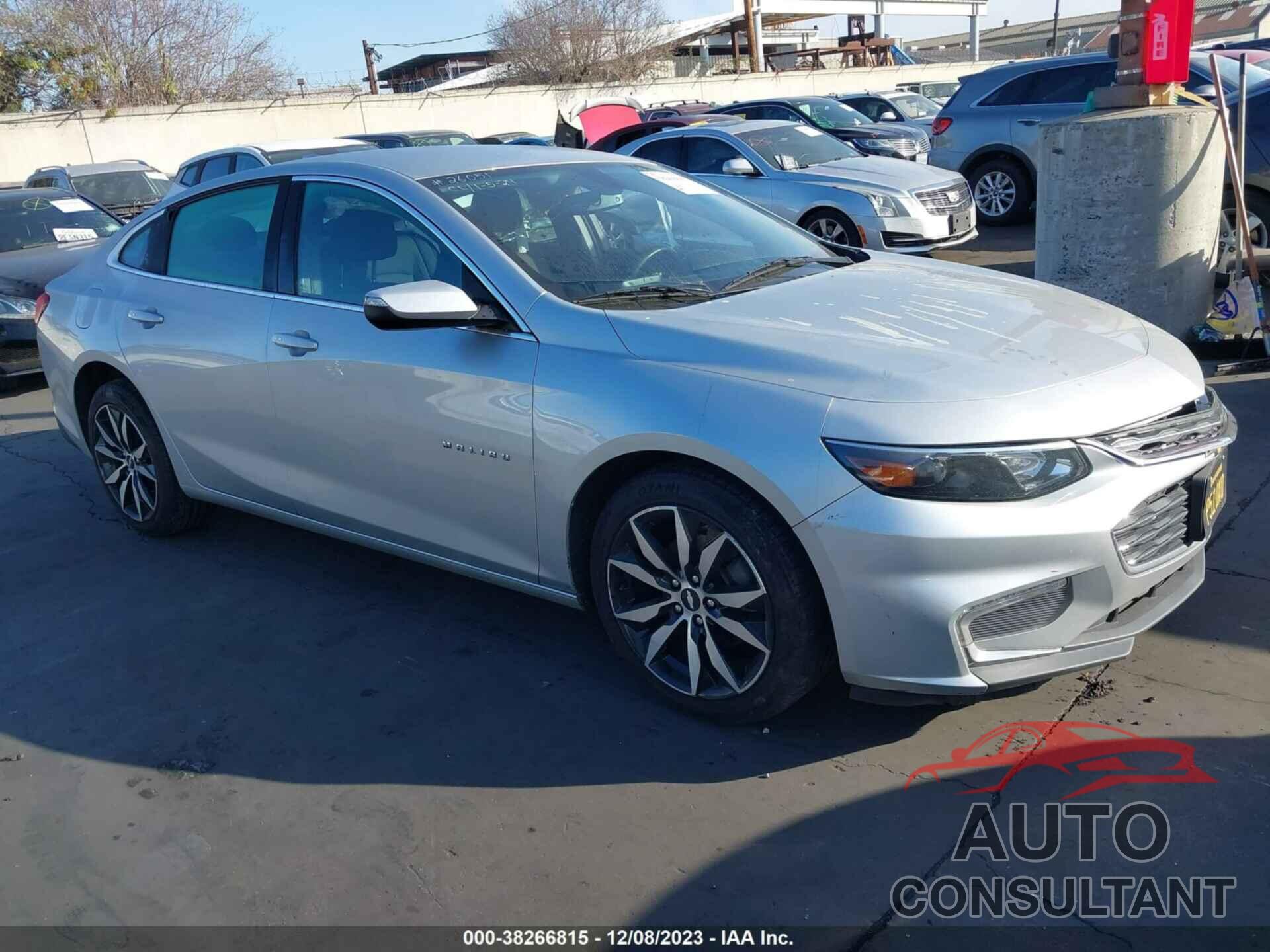 CHEVROLET MALIBU 2018 - 1G1ZD5ST1JF286741
