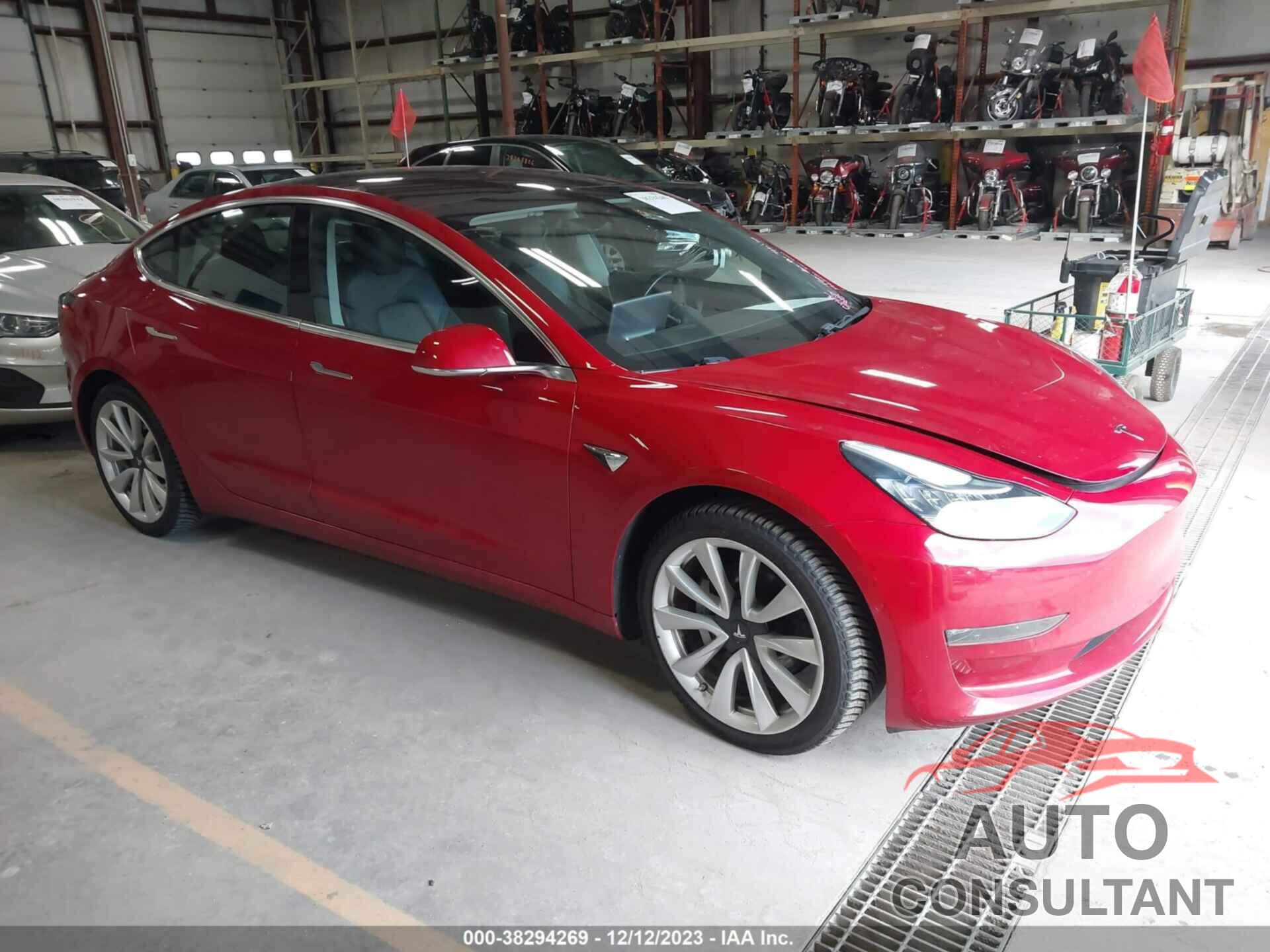 TESLA MODEL 3 2018 - 5YJ3E1EB4JF054953