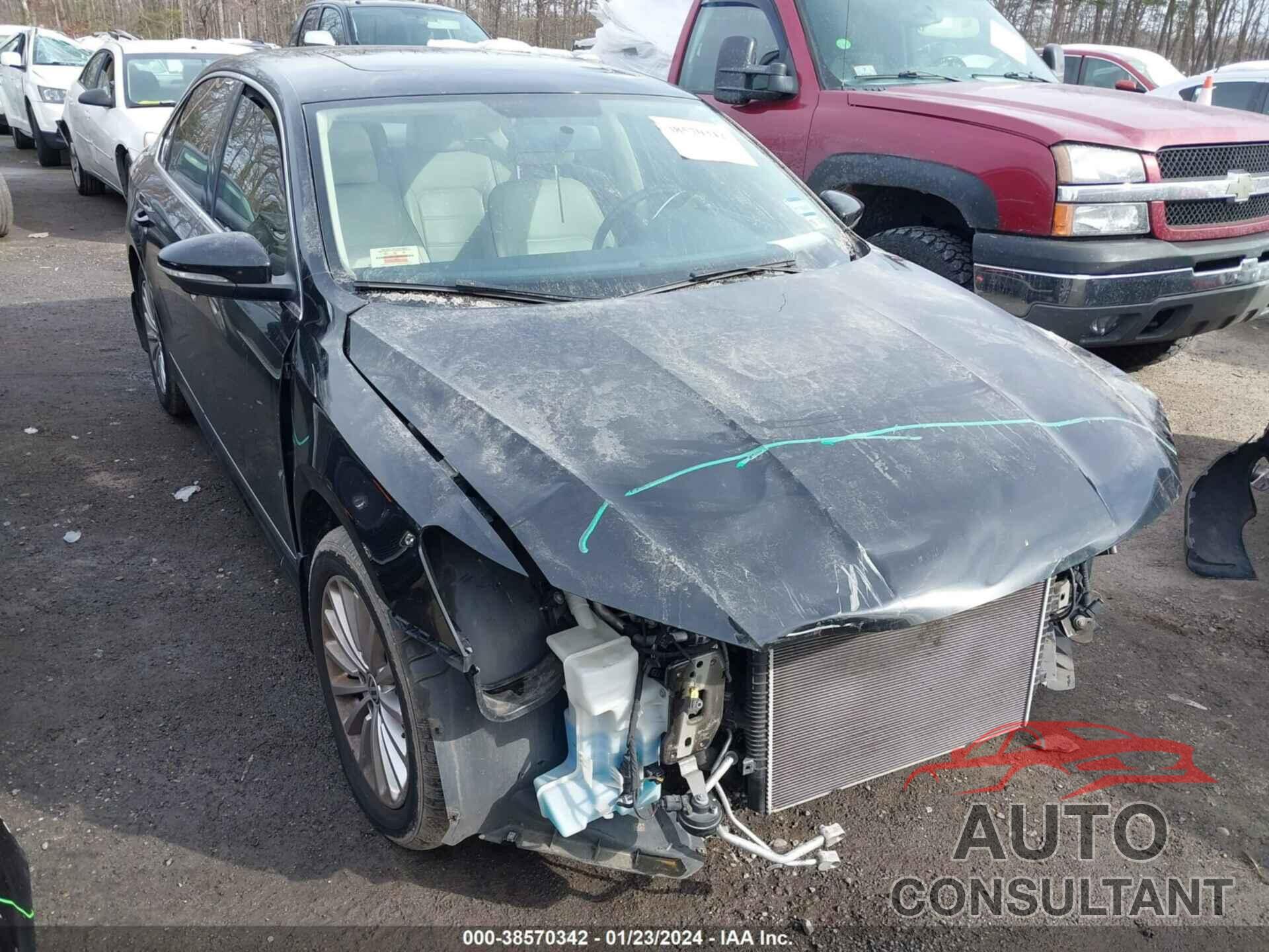 VOLKSWAGEN PASSAT 2016 - 1VWBT7A38GC012761