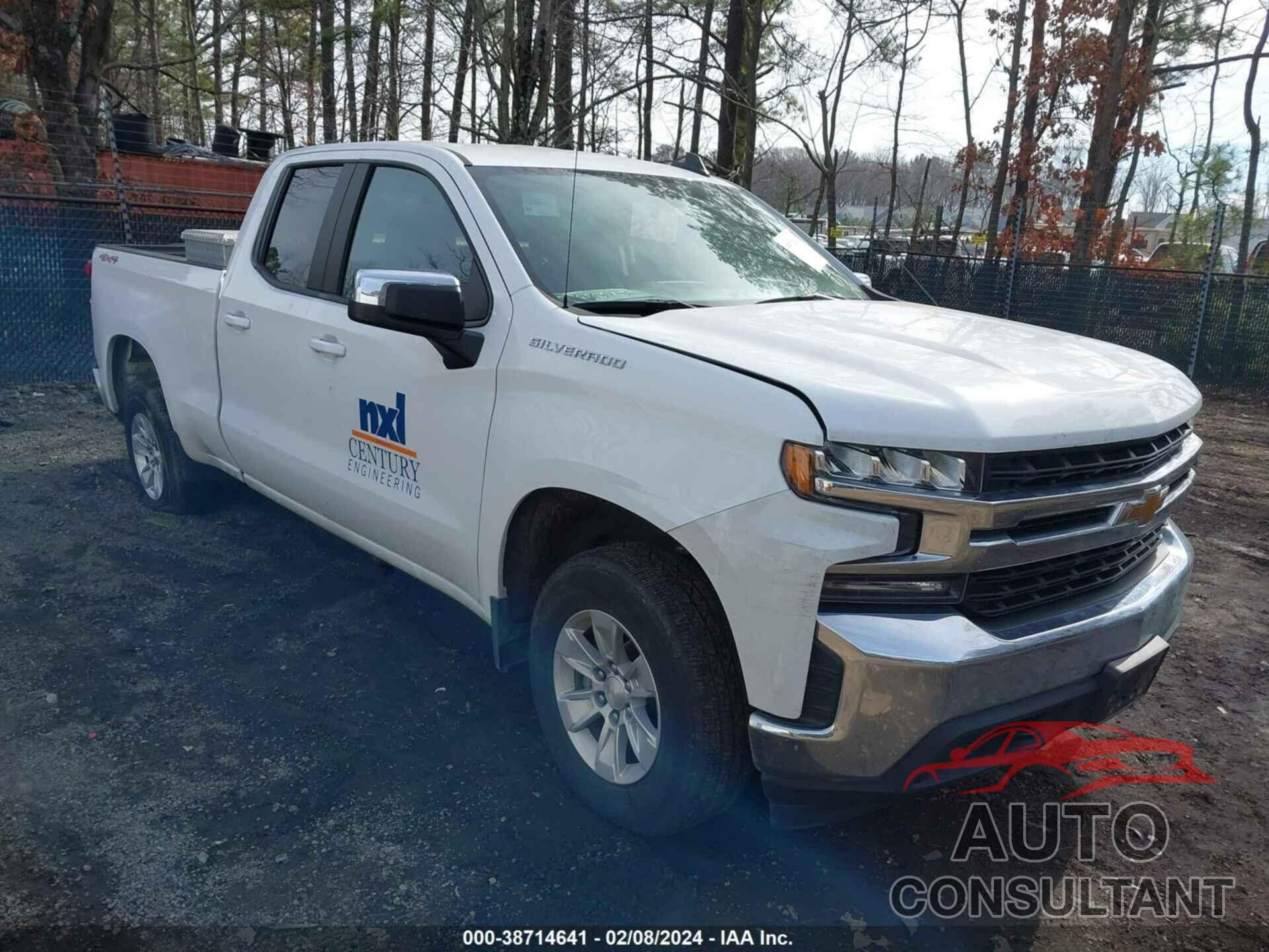CHEVROLET SILVERADO 1500 2021 - 1GCRYDEKXMZ130614