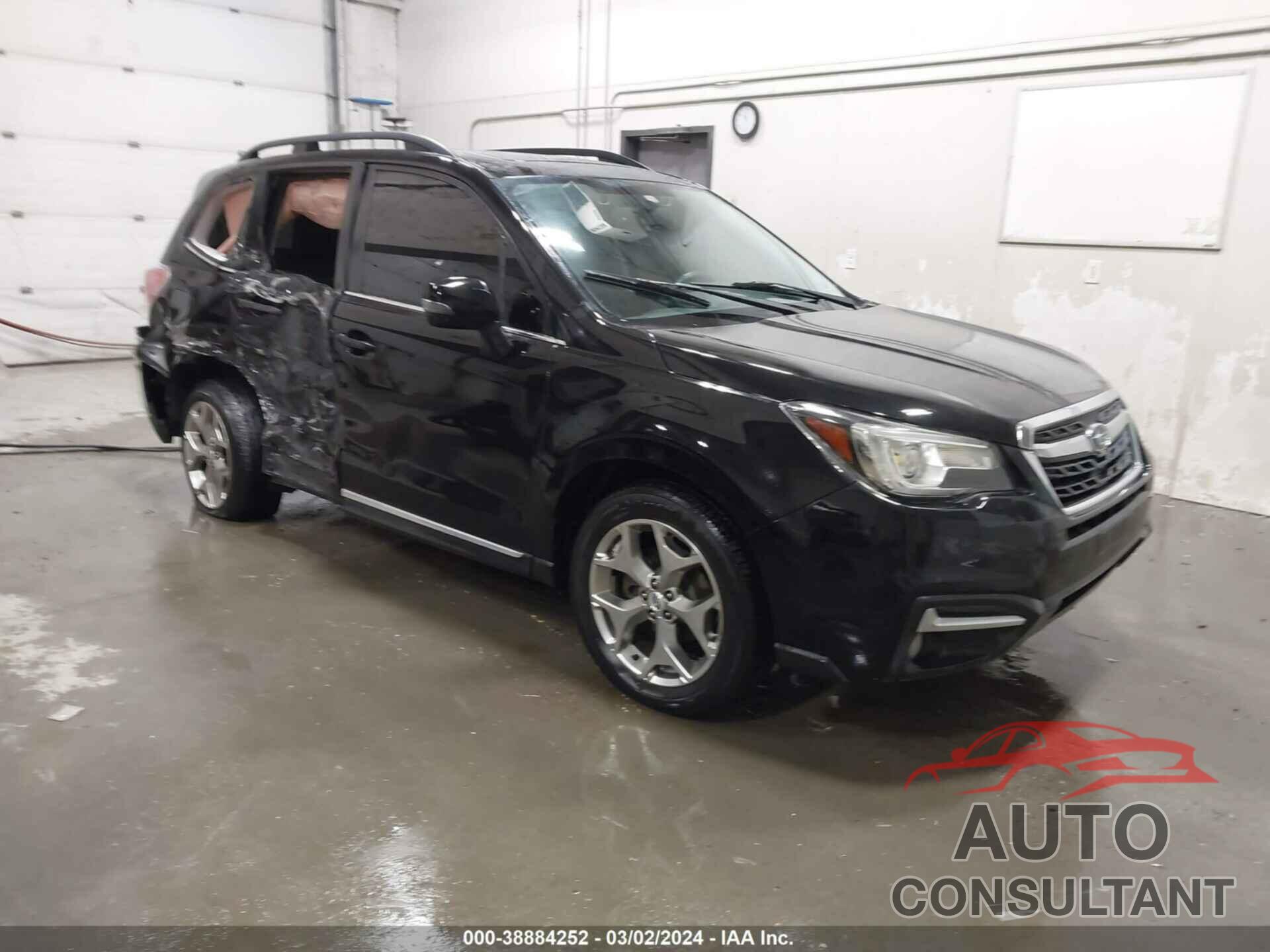 SUBARU FORESTER 2018 - JF2SJAWC8JH465434
