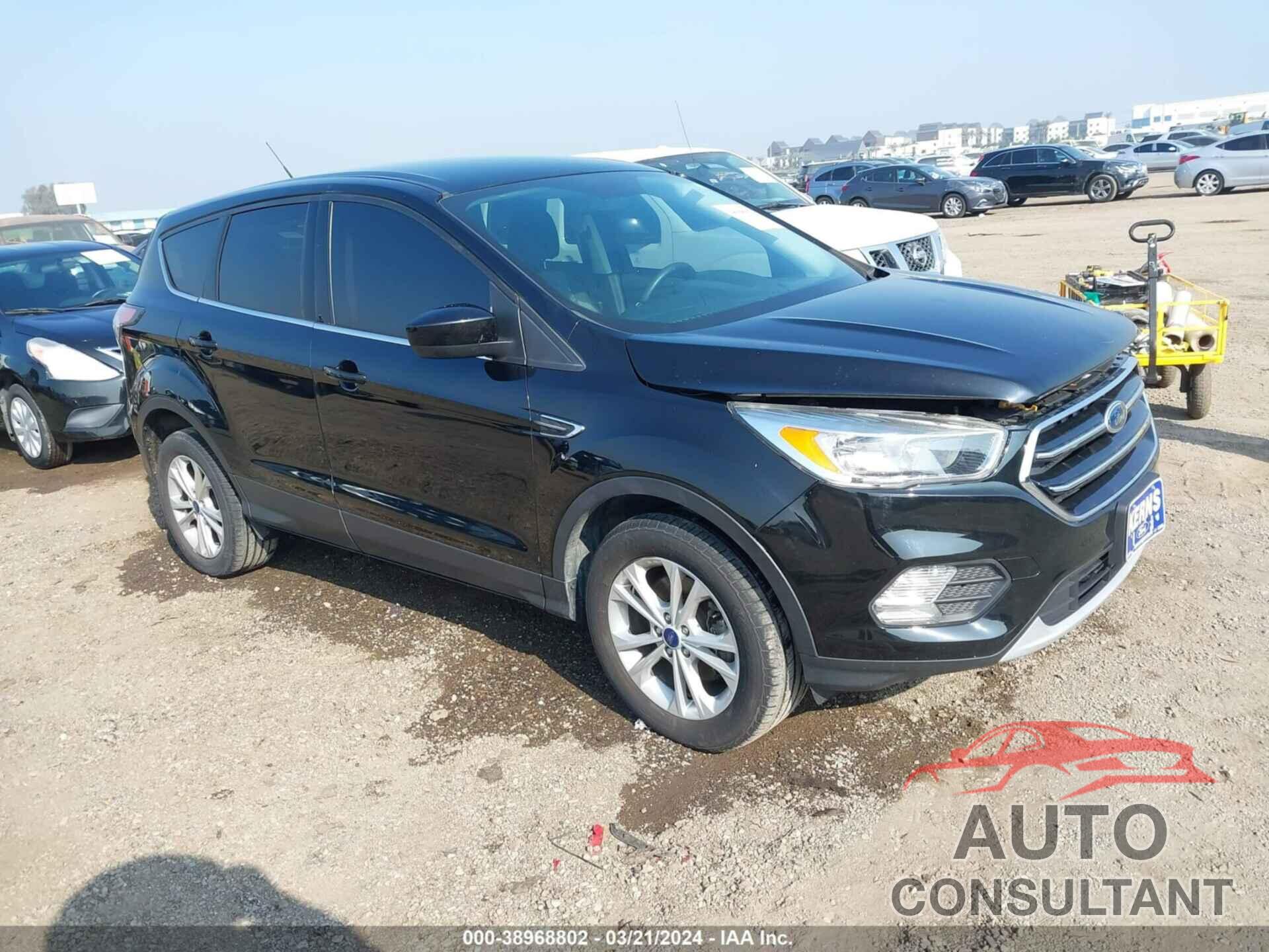 FORD ESCAPE 2017 - 1FMCU9G96HUA49343