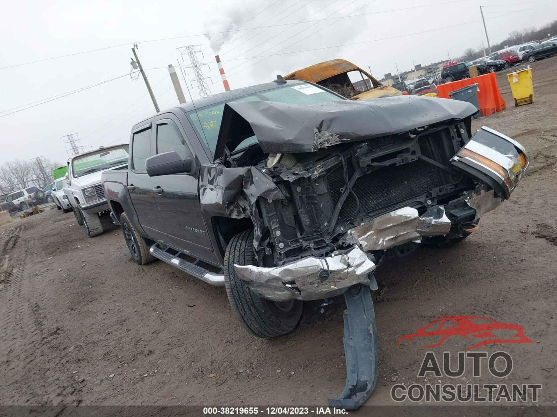 CHEVROLET SILVERADO 2016 - 3GCUKREC8GG184676