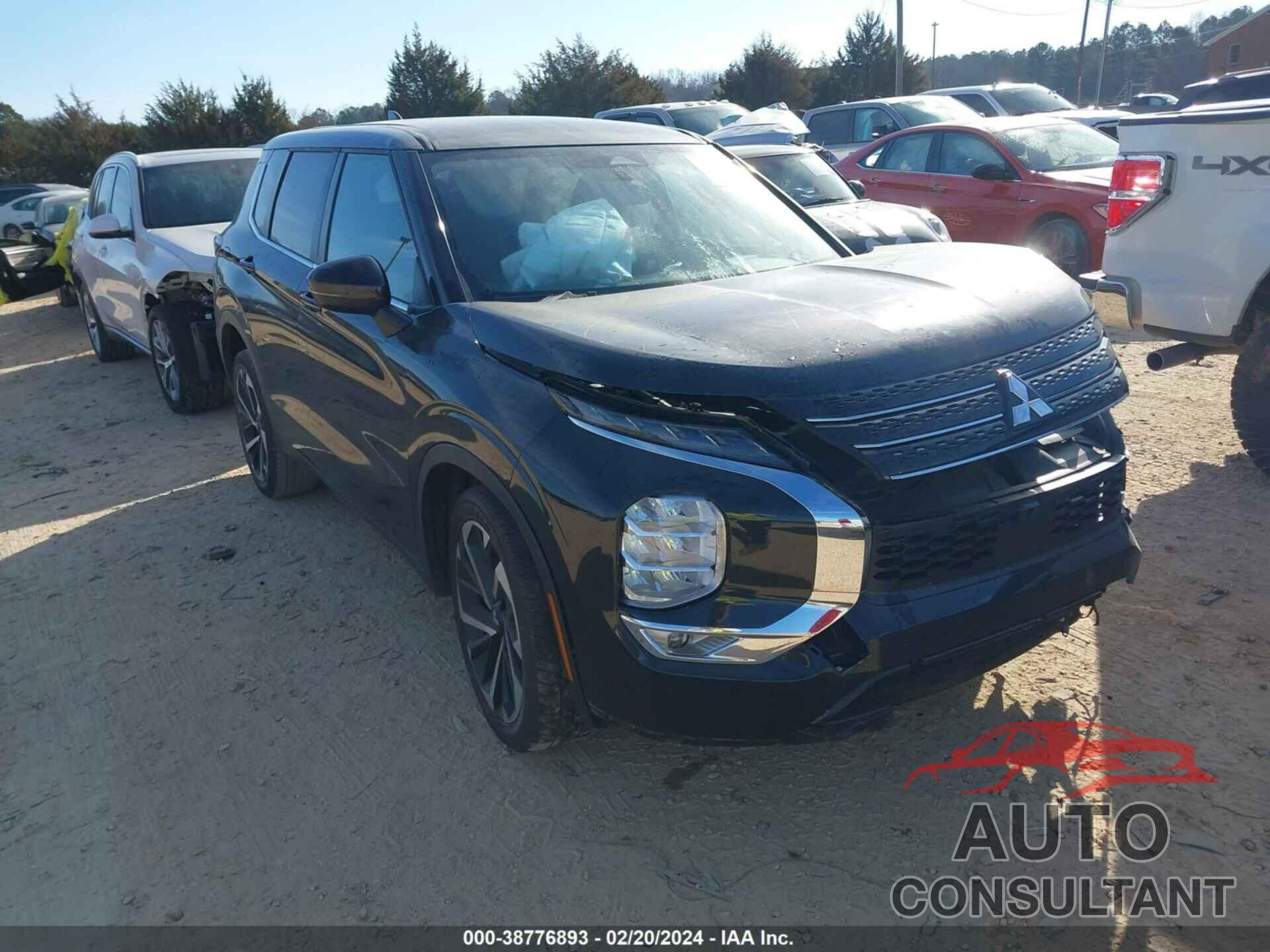 MITSUBISHI OUTLANDER 2022 - JA4J3TA87NZ014783