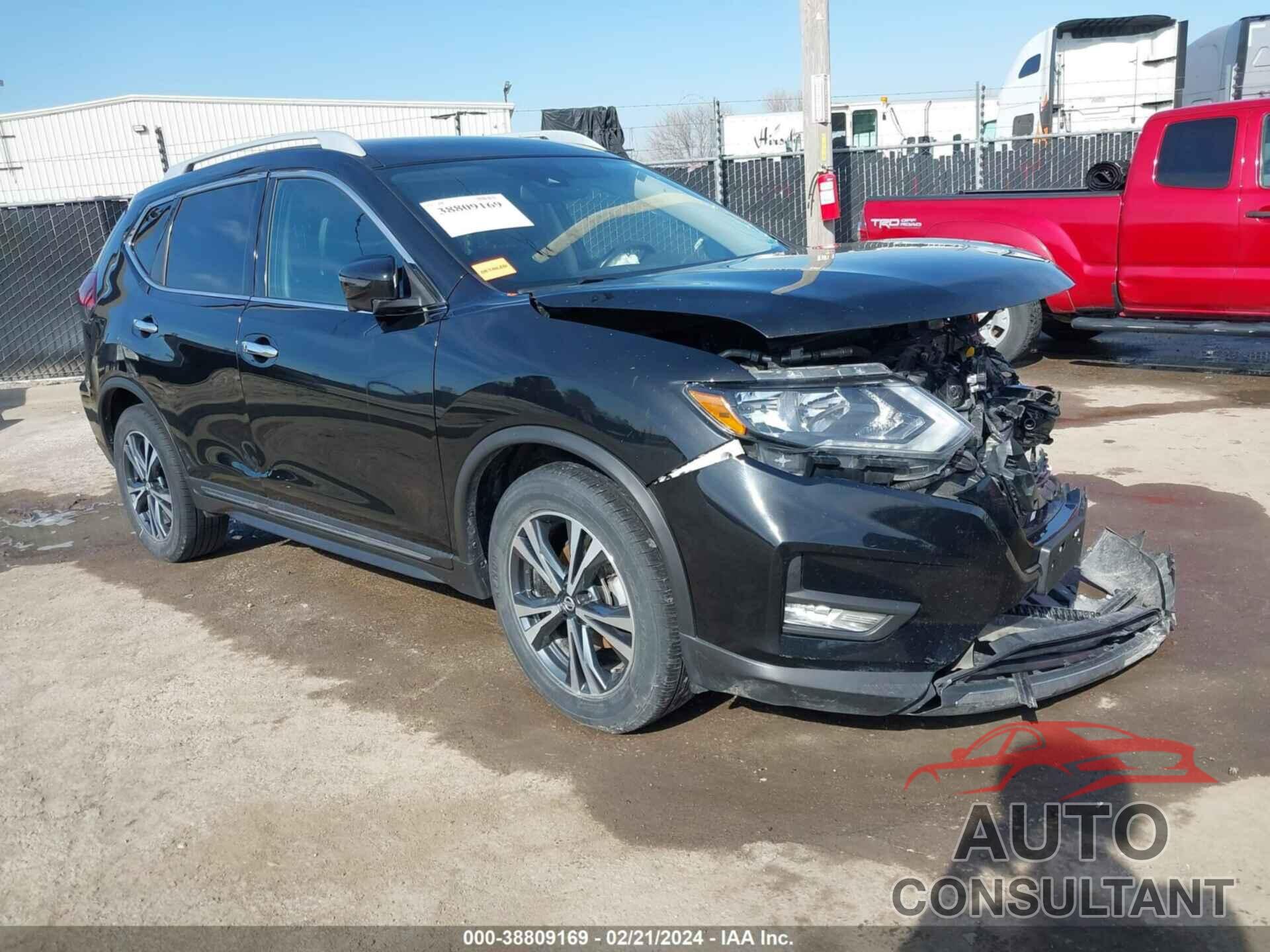 NISSAN ROGUE 2018 - 5N1AT2MT5JC749660