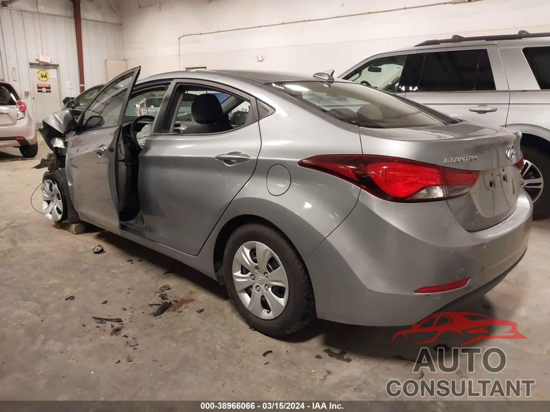 HYUNDAI ELANTRA 2016 - 5NPDH4AE5GH771837