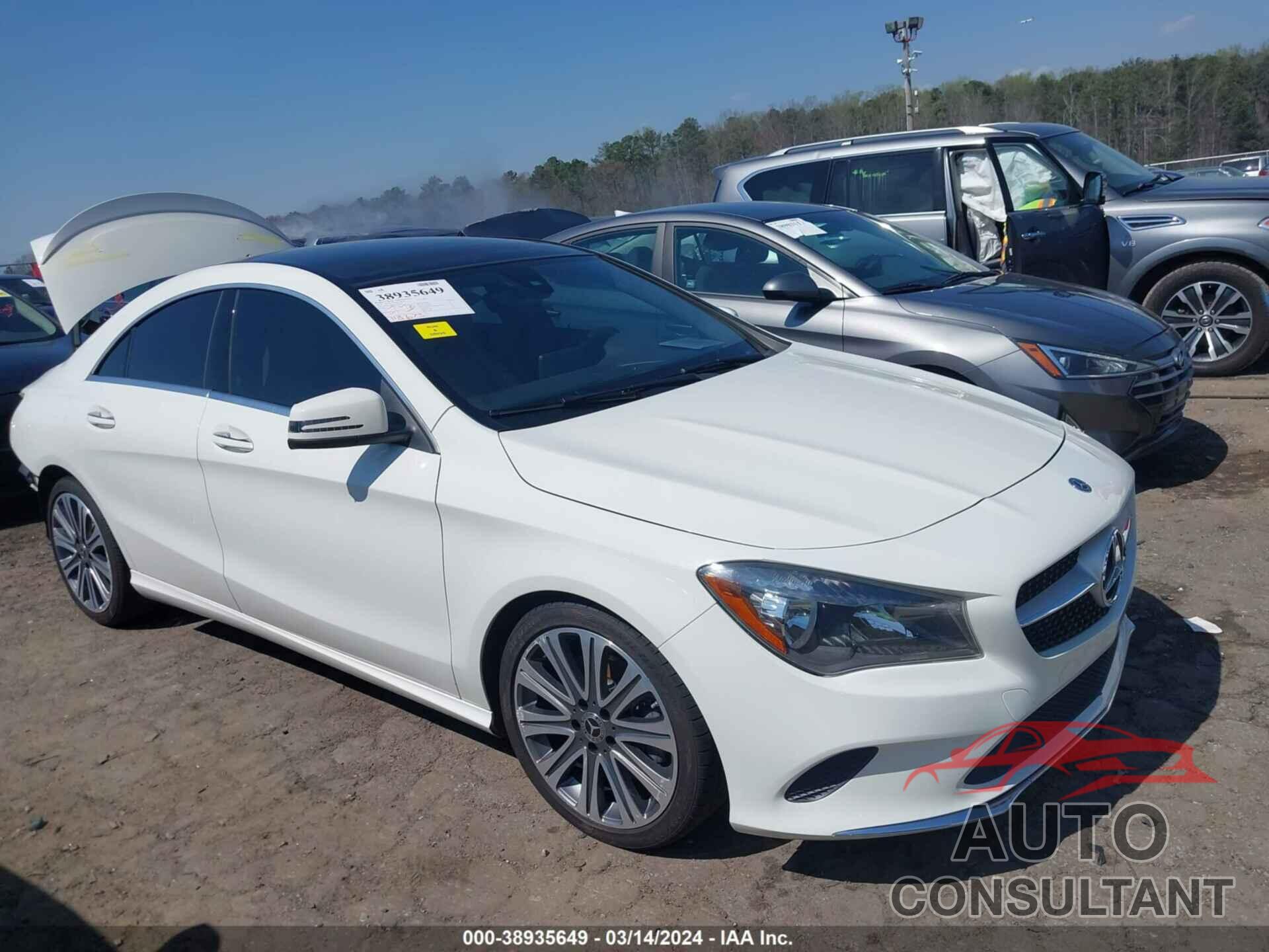 MERCEDES-BENZ CLA 250 2018 - WDDSJ4EB6JN518776