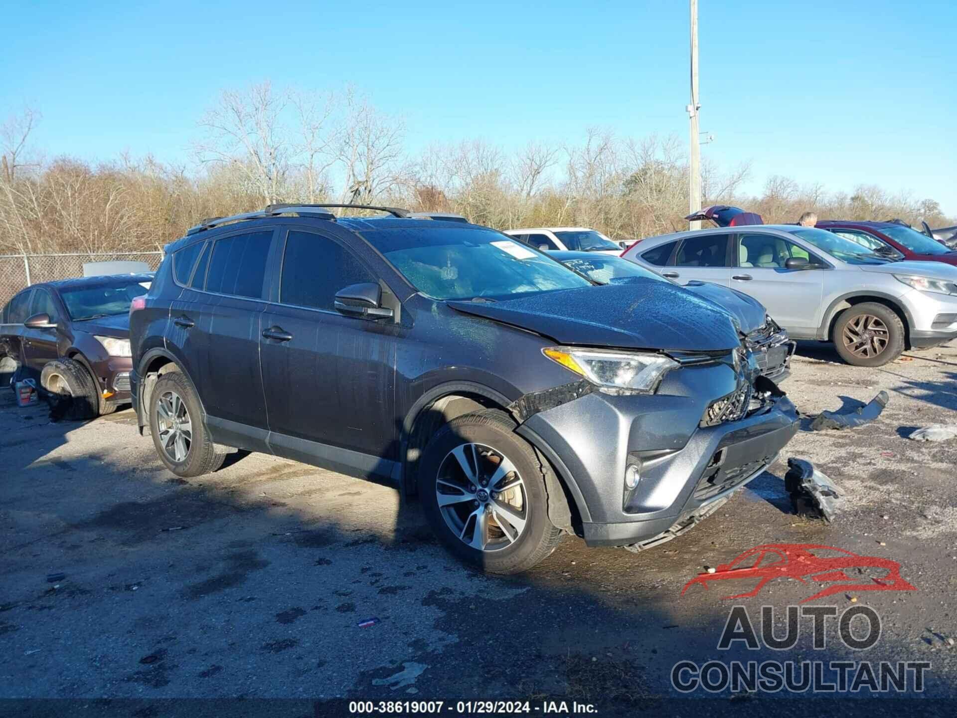 TOYOTA RAV4 2017 - JTMWFREV2HJ128120