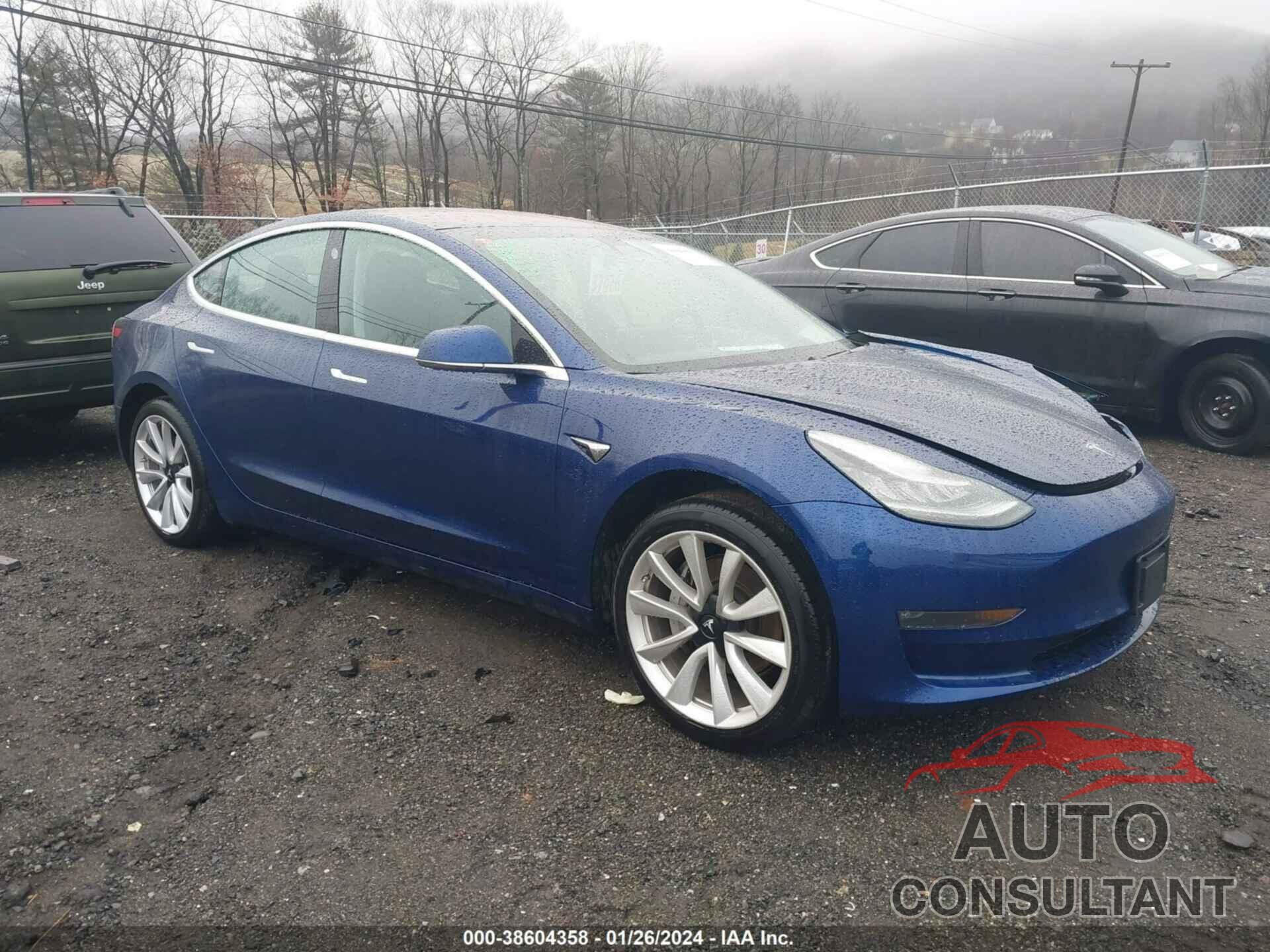 TESLA MODEL 3 2018 - 5YJ3E1EA4JF041529