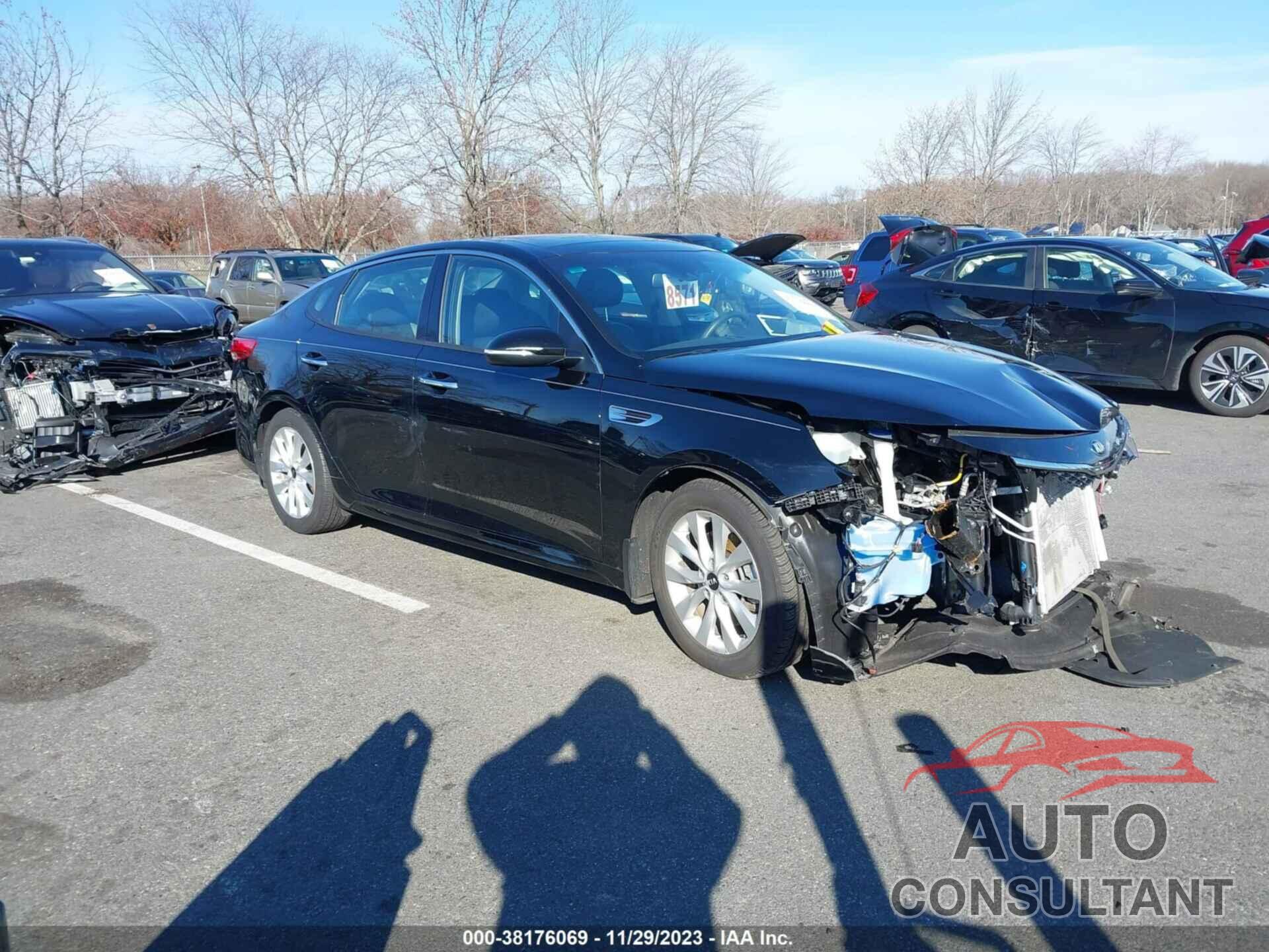 KIA OPTIMA 2018 - 5XXGU4L36JG247989