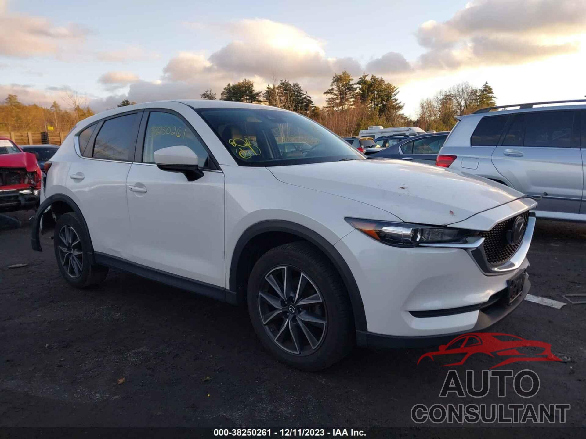 MAZDA CX-5 2018 - JM3KFBCMXJ0310103