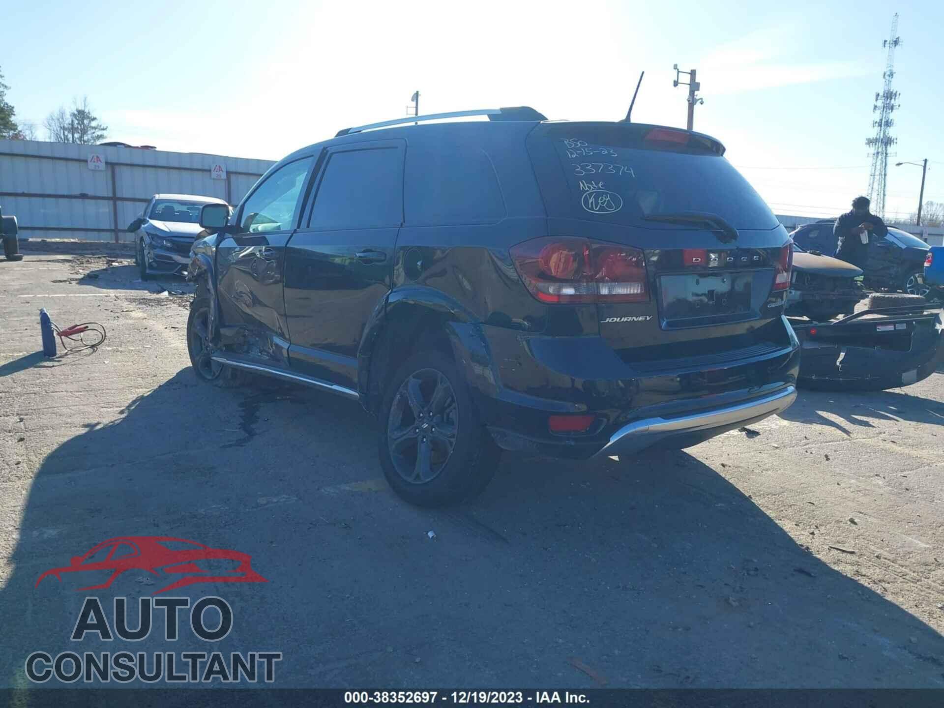 DODGE JOURNEY 2020 - 3C4PDCGB0LT264015