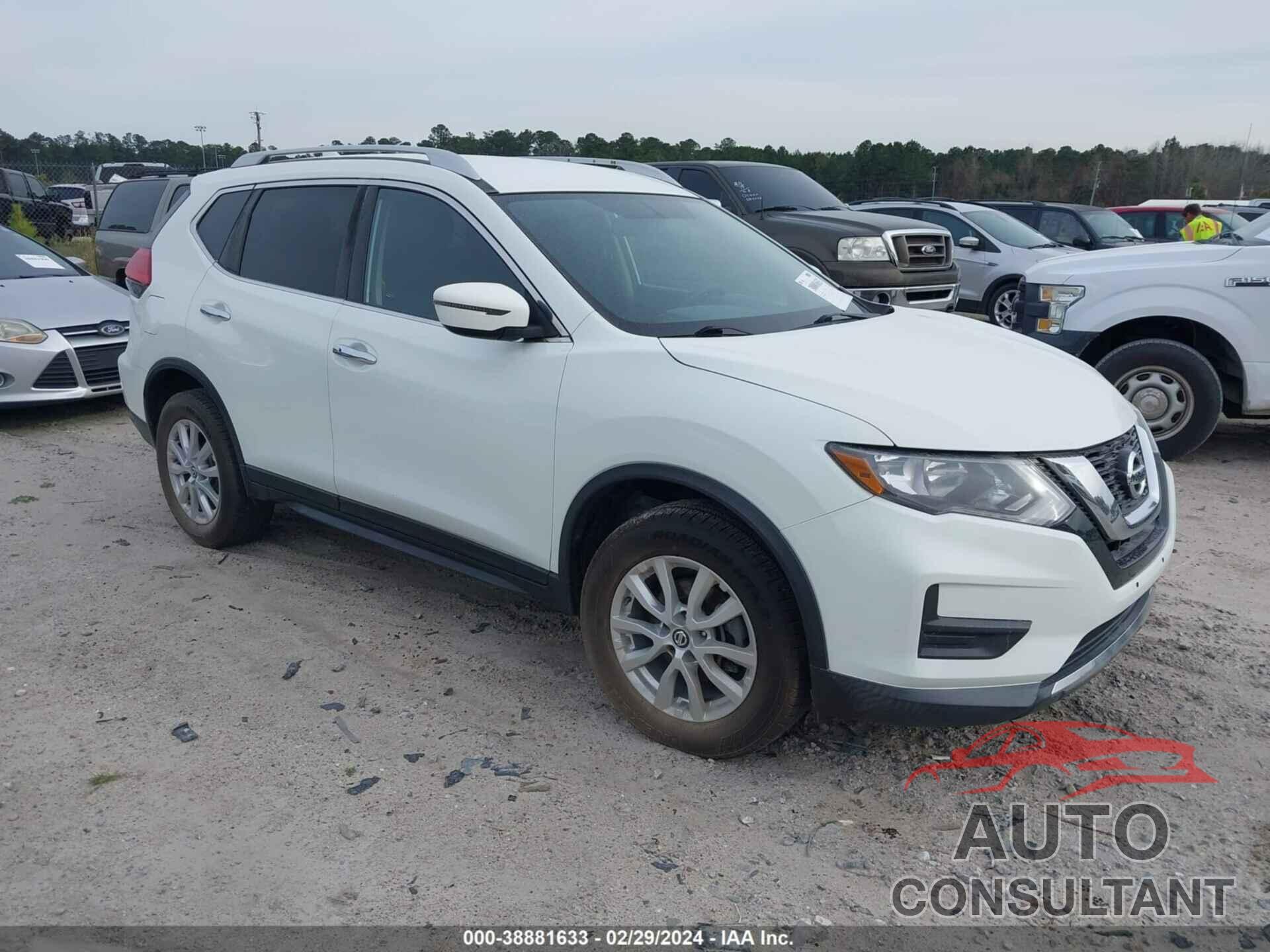 NISSAN ROGUE 2017 - KNMAT2MV0HP545051