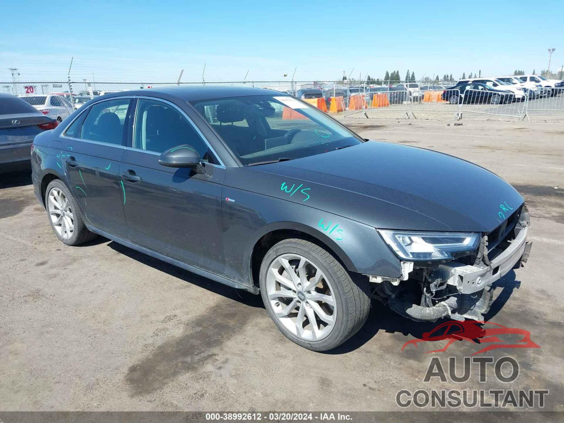 AUDI A4 2019 - WAUENAF47KN015489