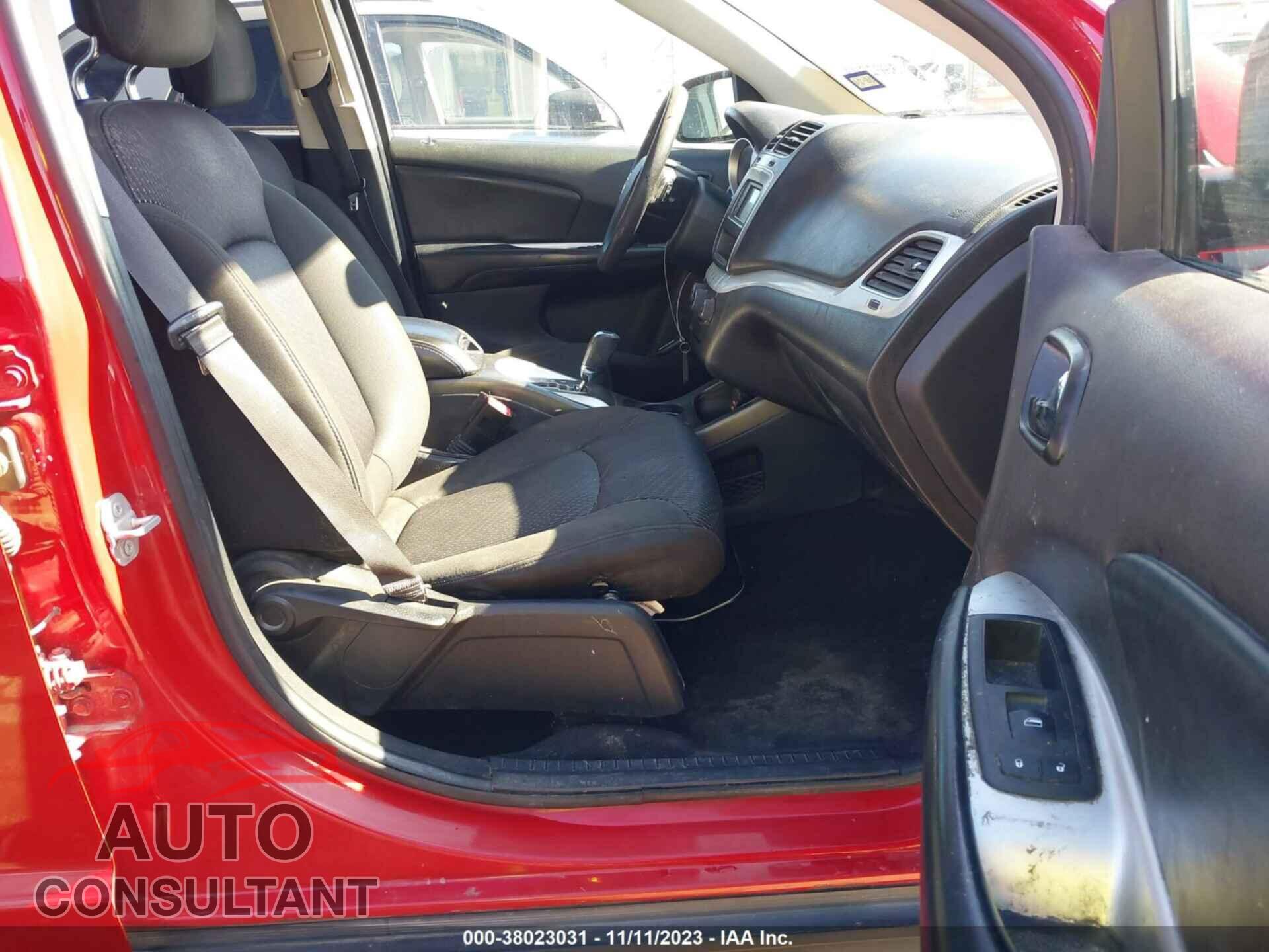 DODGE JOURNEY 2019 - 3C4PDCBB2KT816233