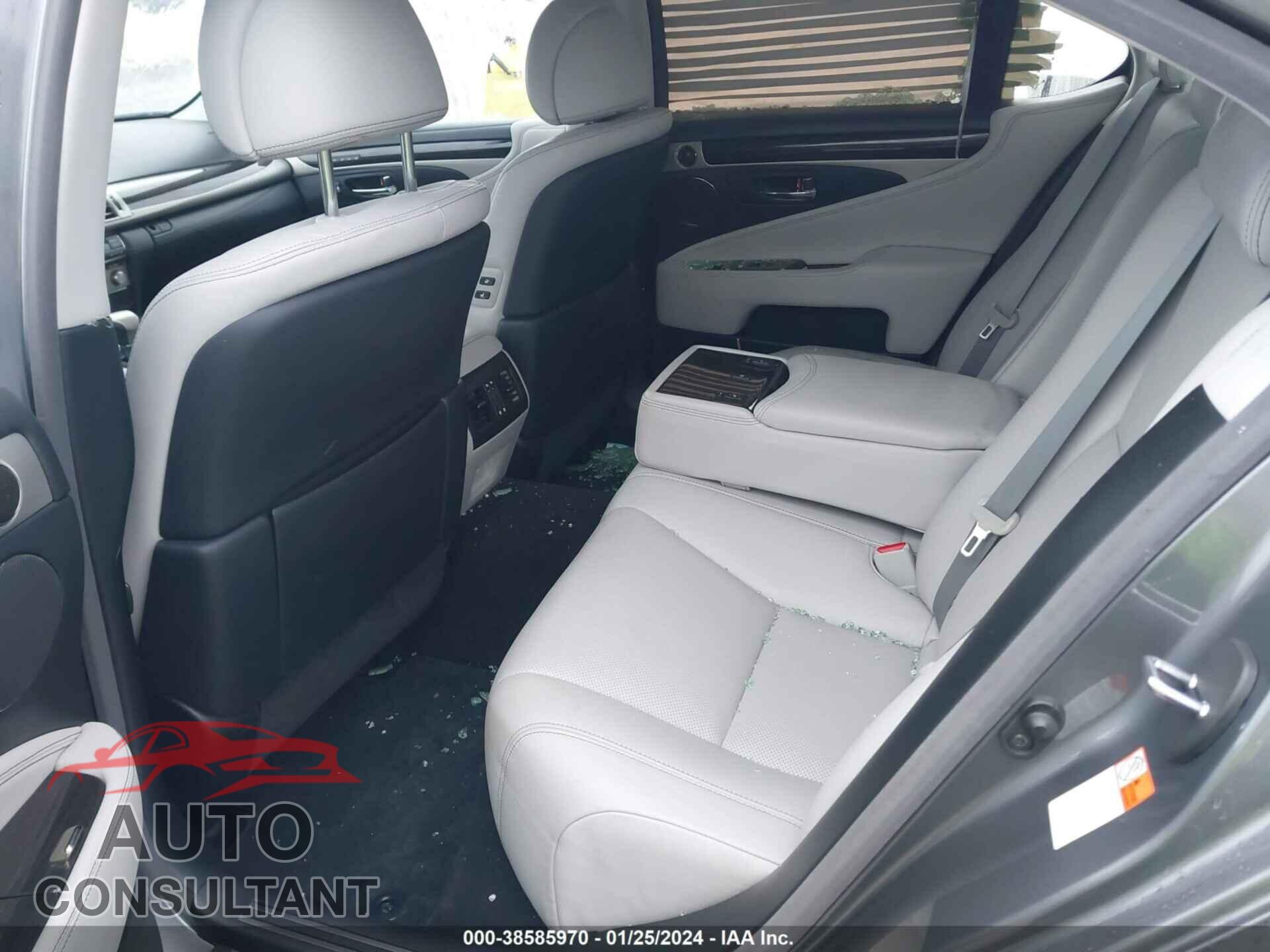 LEXUS LS 460 2017 - JTHCL5EF4H5029111