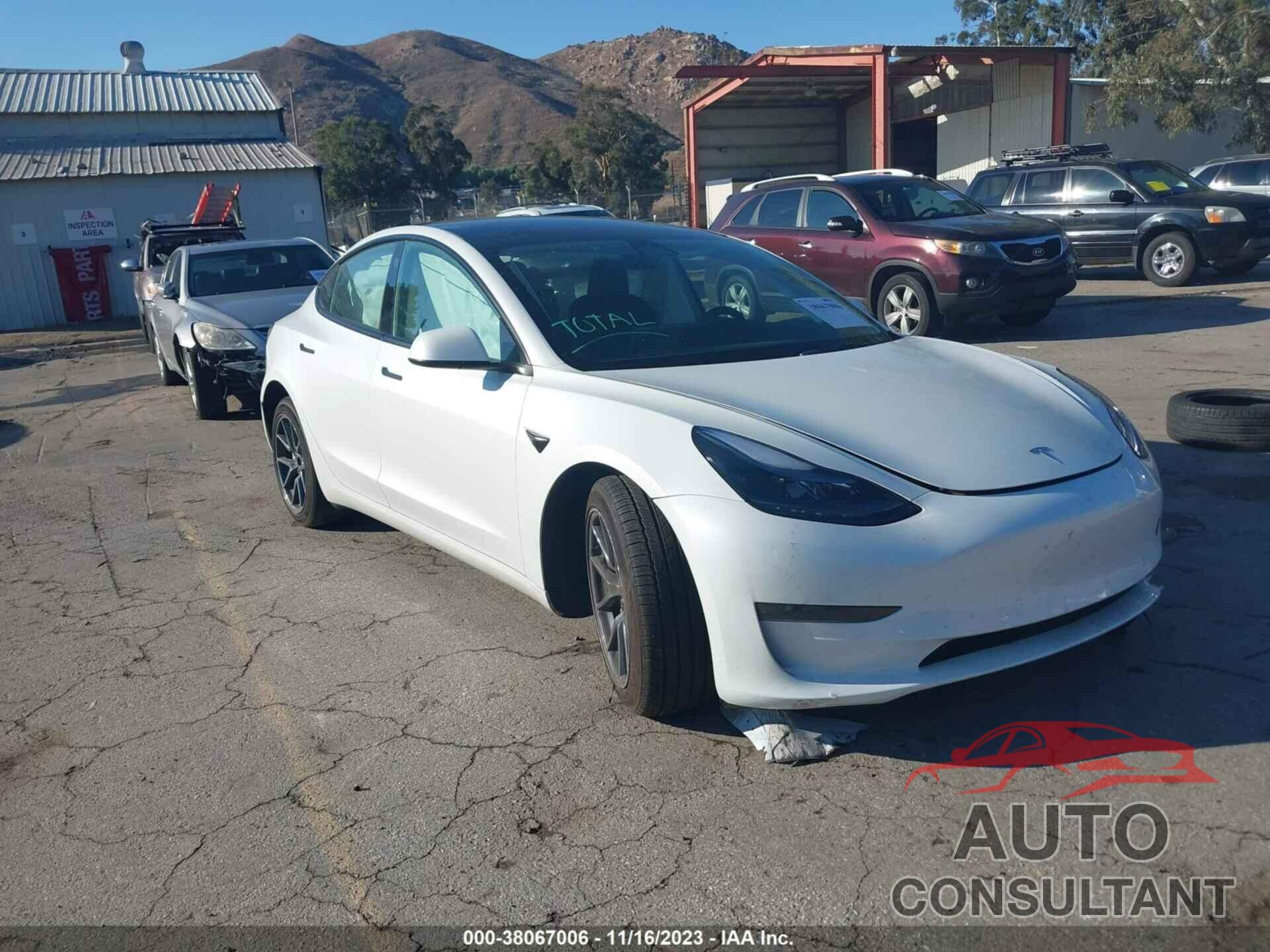 TESLA MODEL 3 2023 - 5YJ3E1EA2PF586069