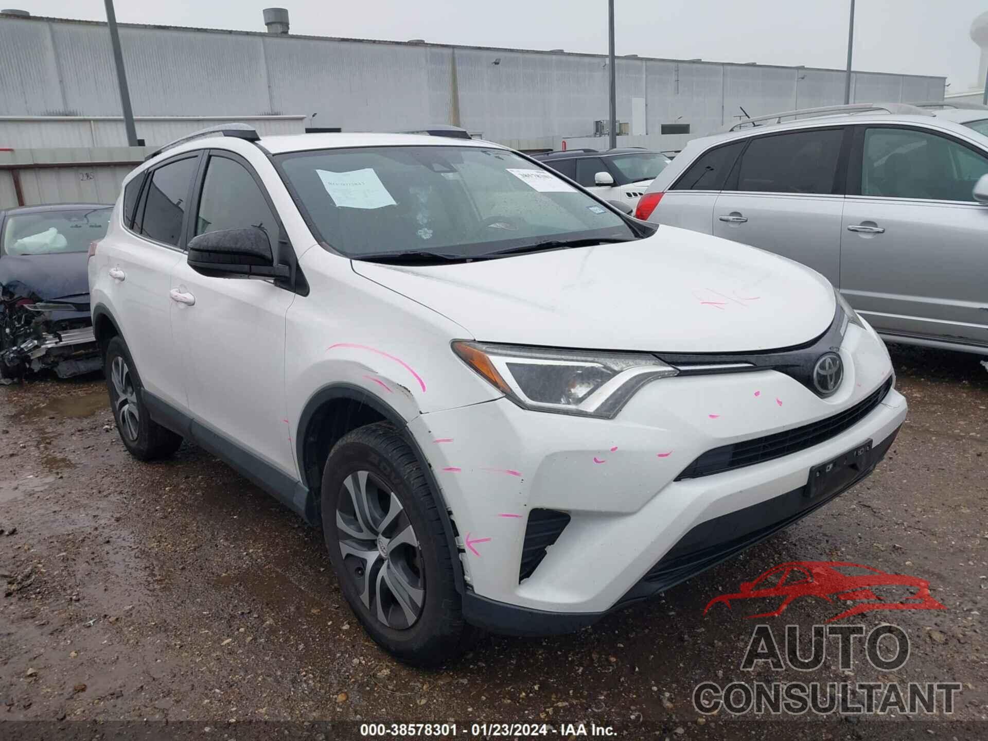 TOYOTA RAV4 2017 - JTMZFREV8HJ120455