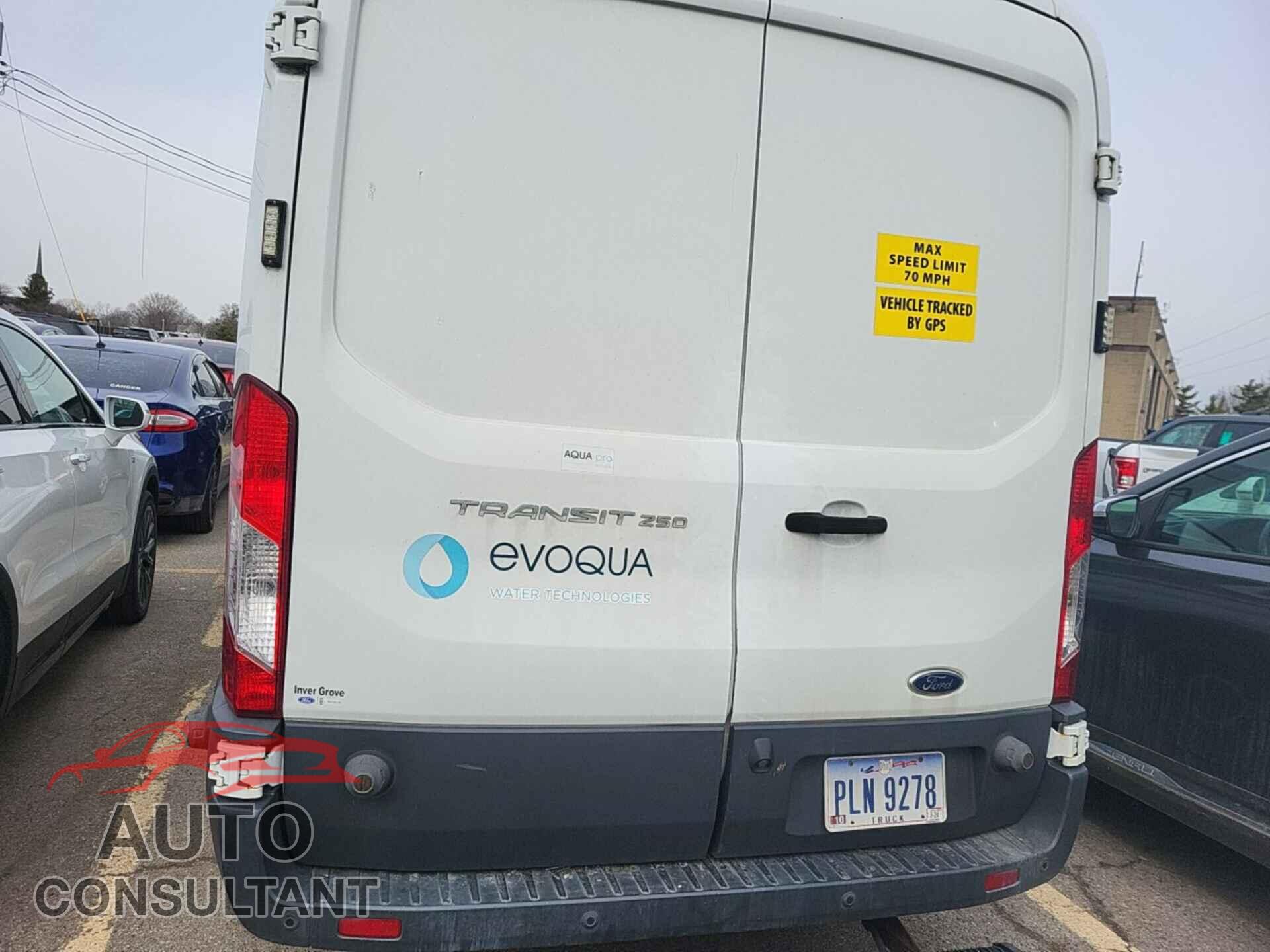 FORD TRANSIT 2016 - 1FTYR2CM4GKB48976