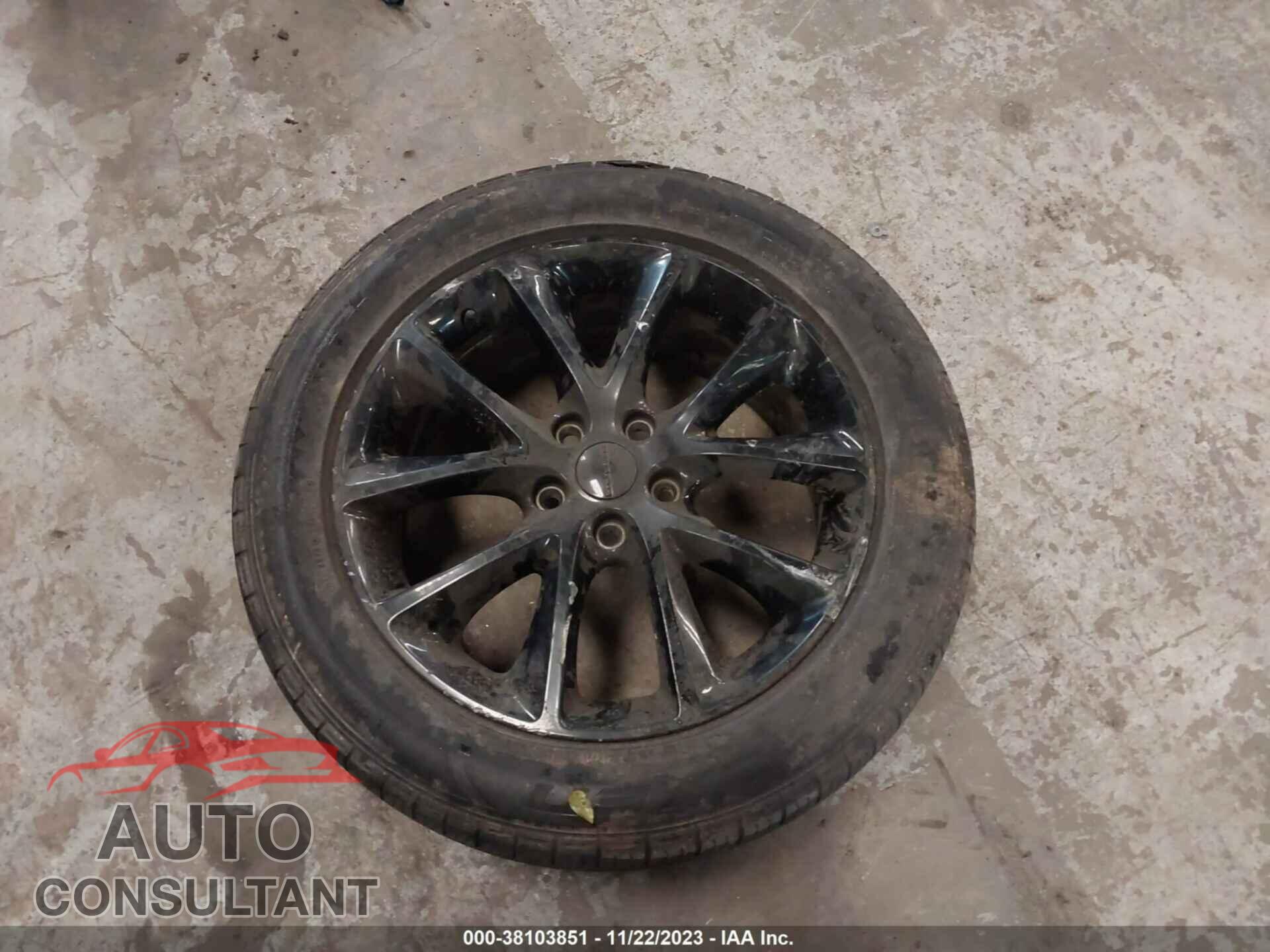 DODGE DURANGO 2018 - 1C4RDJDG7JC156240
