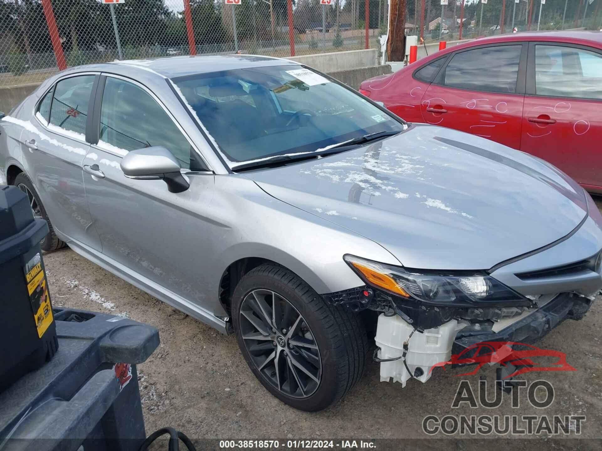TOYOTA CAMRY 2022 - 4T1G11AK0NU673108