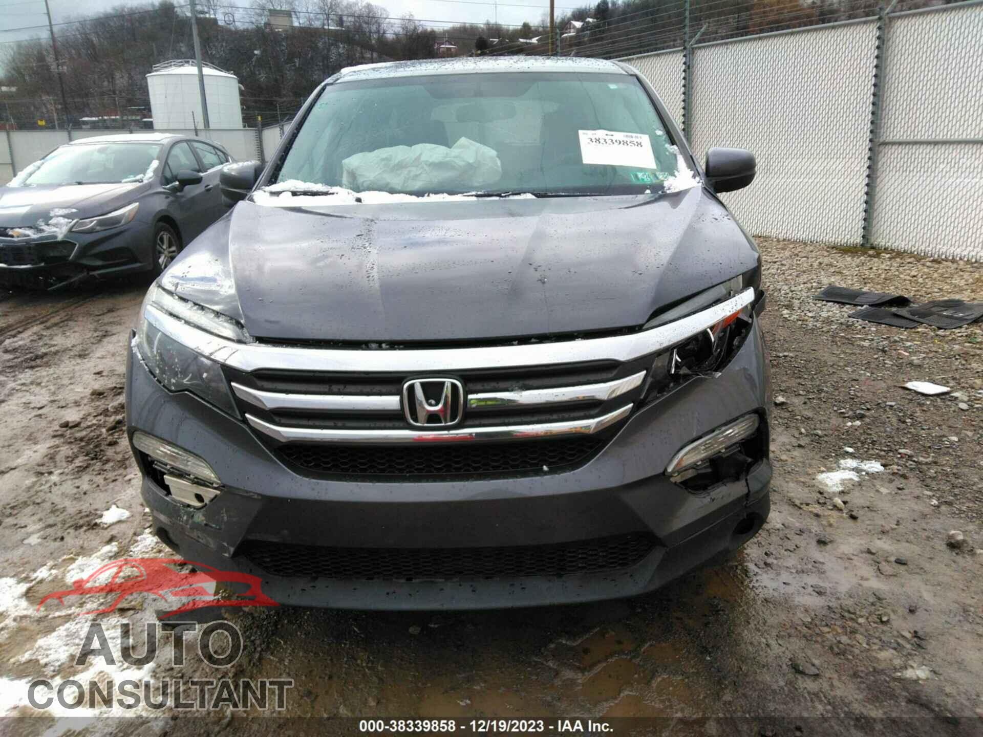 HONDA PILOT 2017 - 5FNYF6H52HB056832