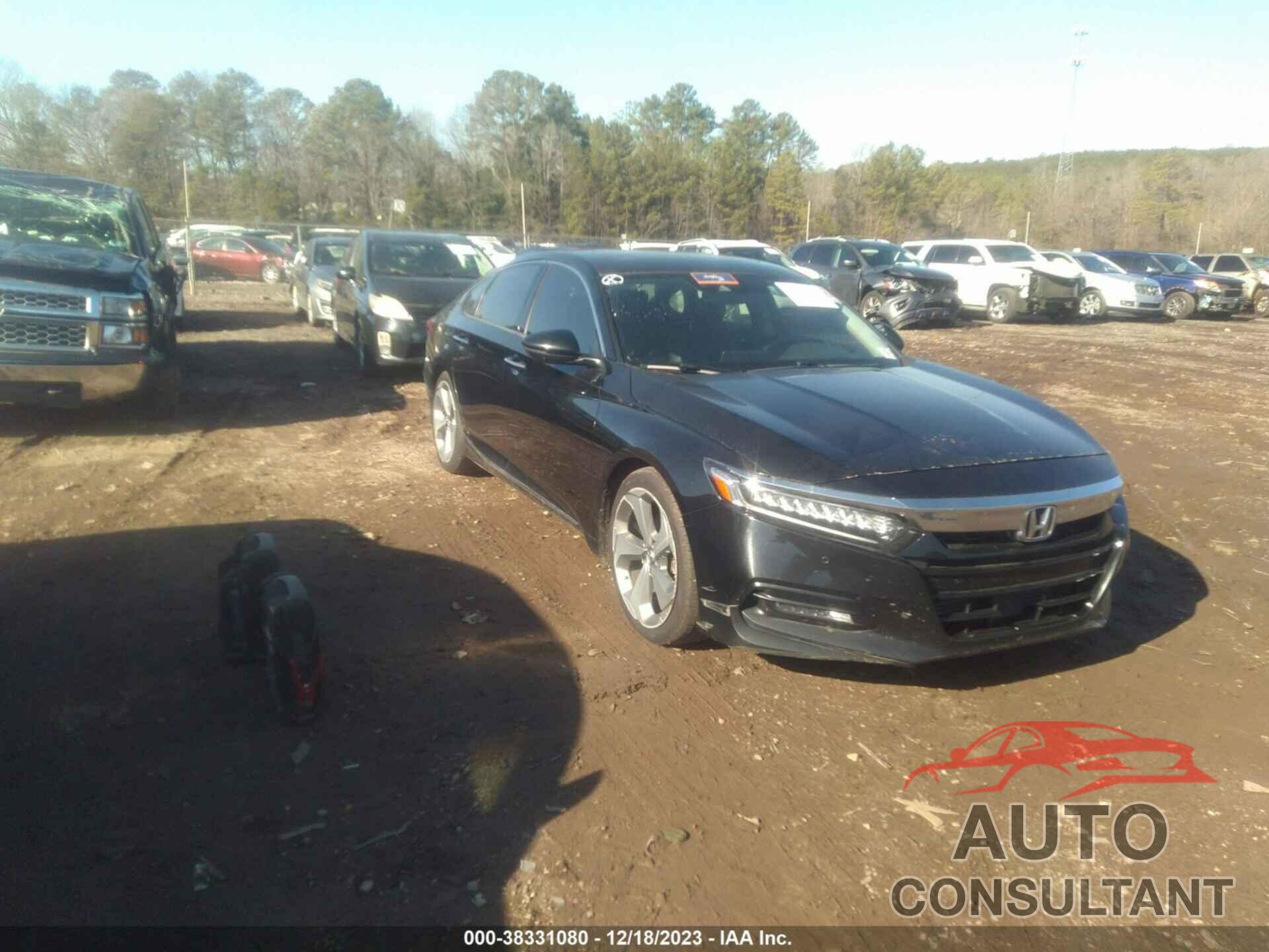 HONDA ACCORD 2018 - 1HGCV1F94JA120682