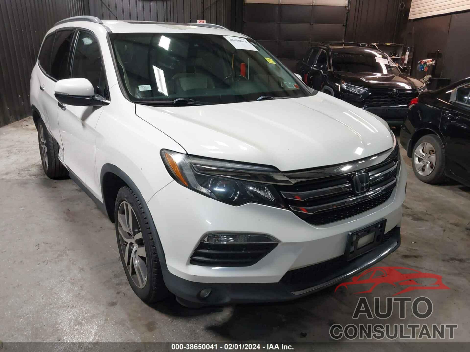 HONDA PILOT 2016 - 5FNYF6H00GB052863