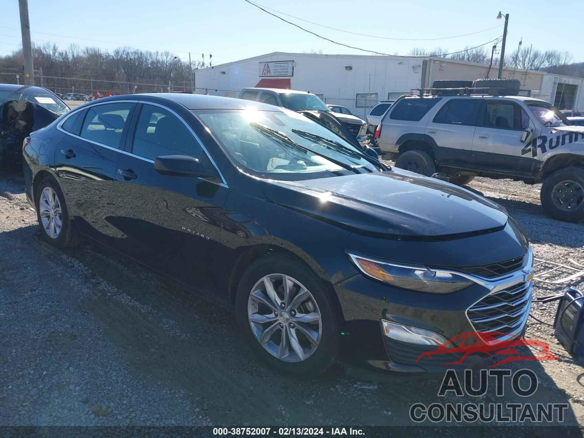 CHEVROLET MALIBU 2020 - 1G1ZD5ST4LF021492
