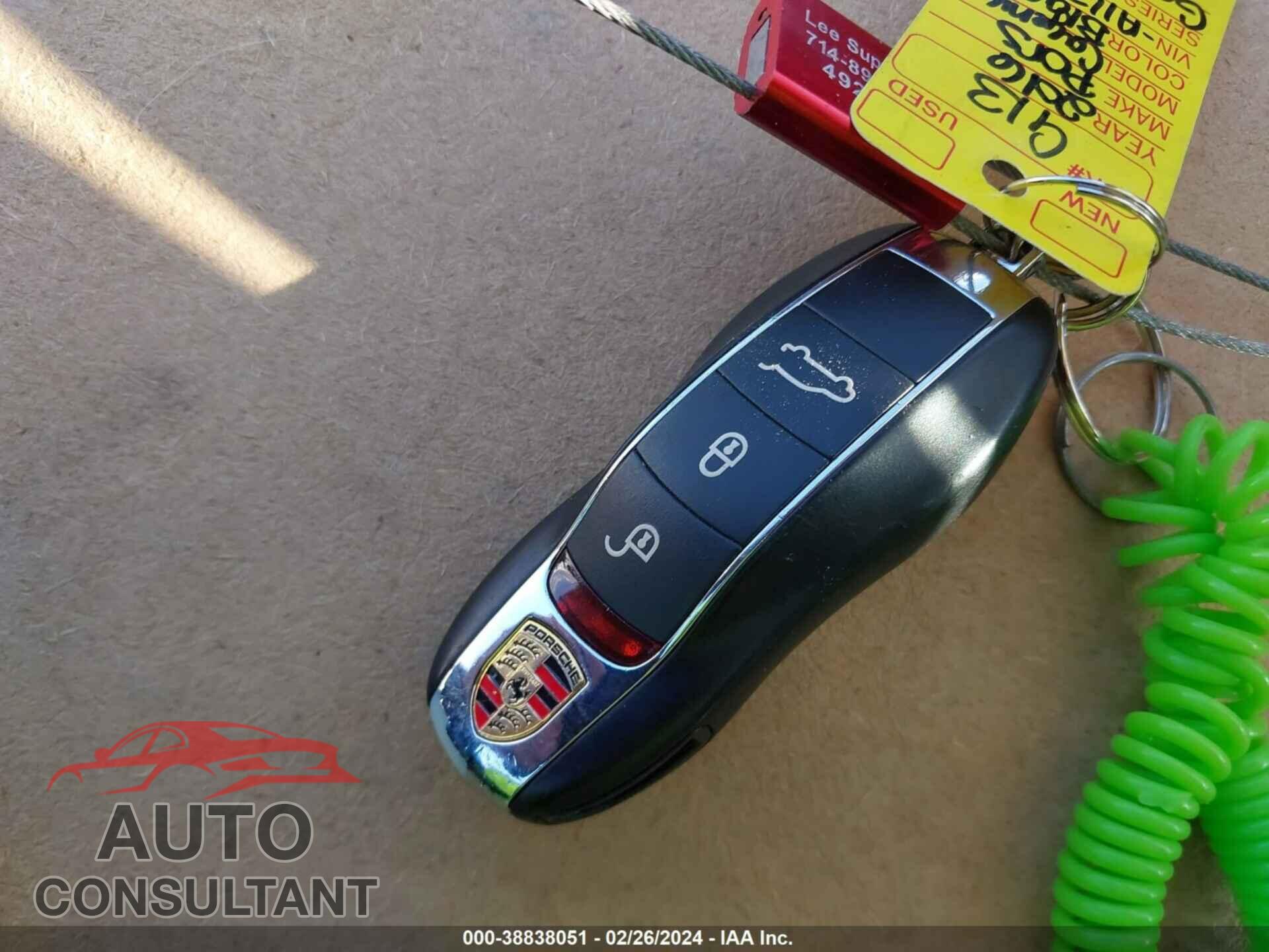 PORSCHE CAYENNE 2016 - WP1AA2A27GLA11307