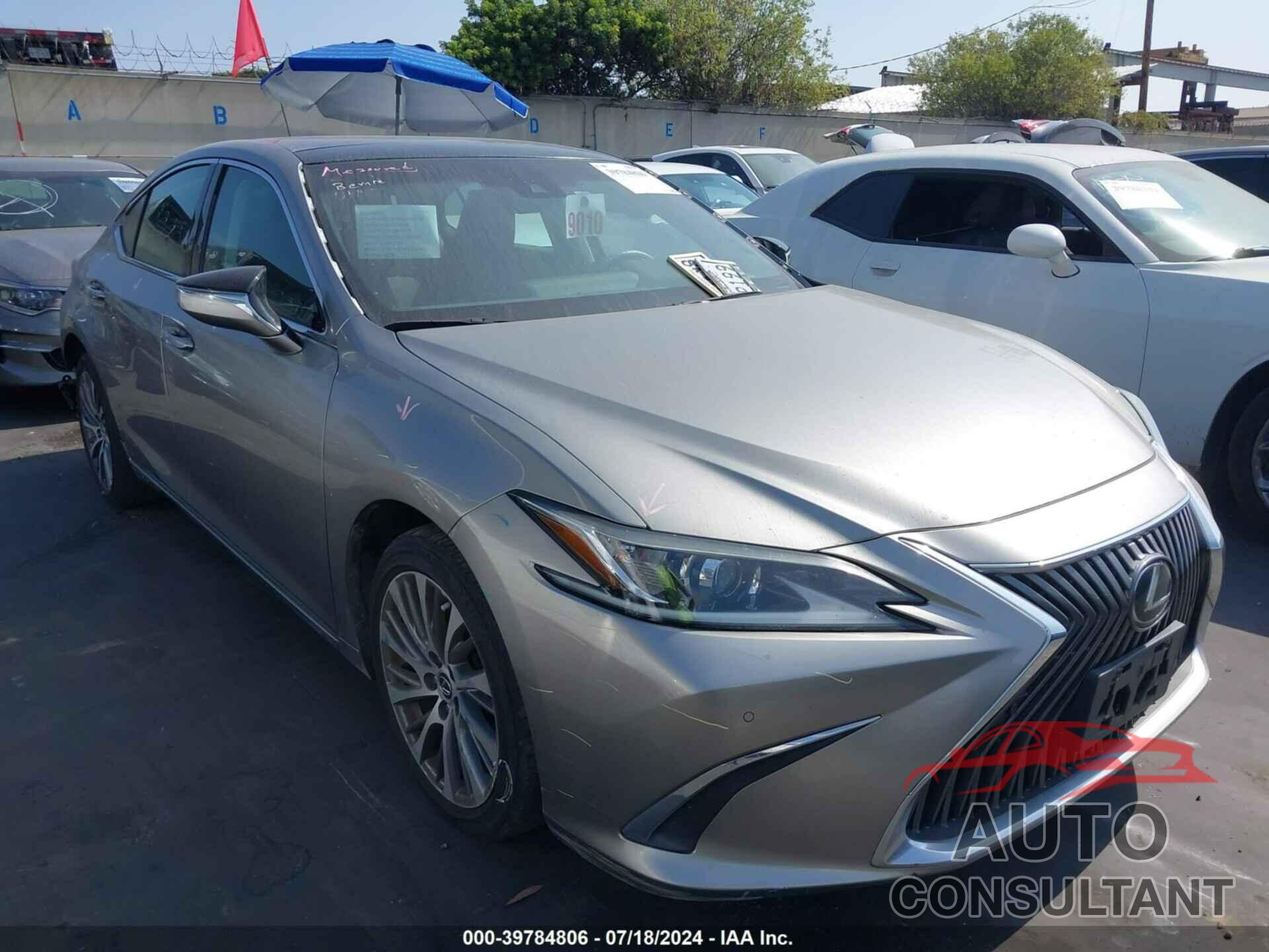 LEXUS ES 350 2019 - 58ABZ1B19KU038515