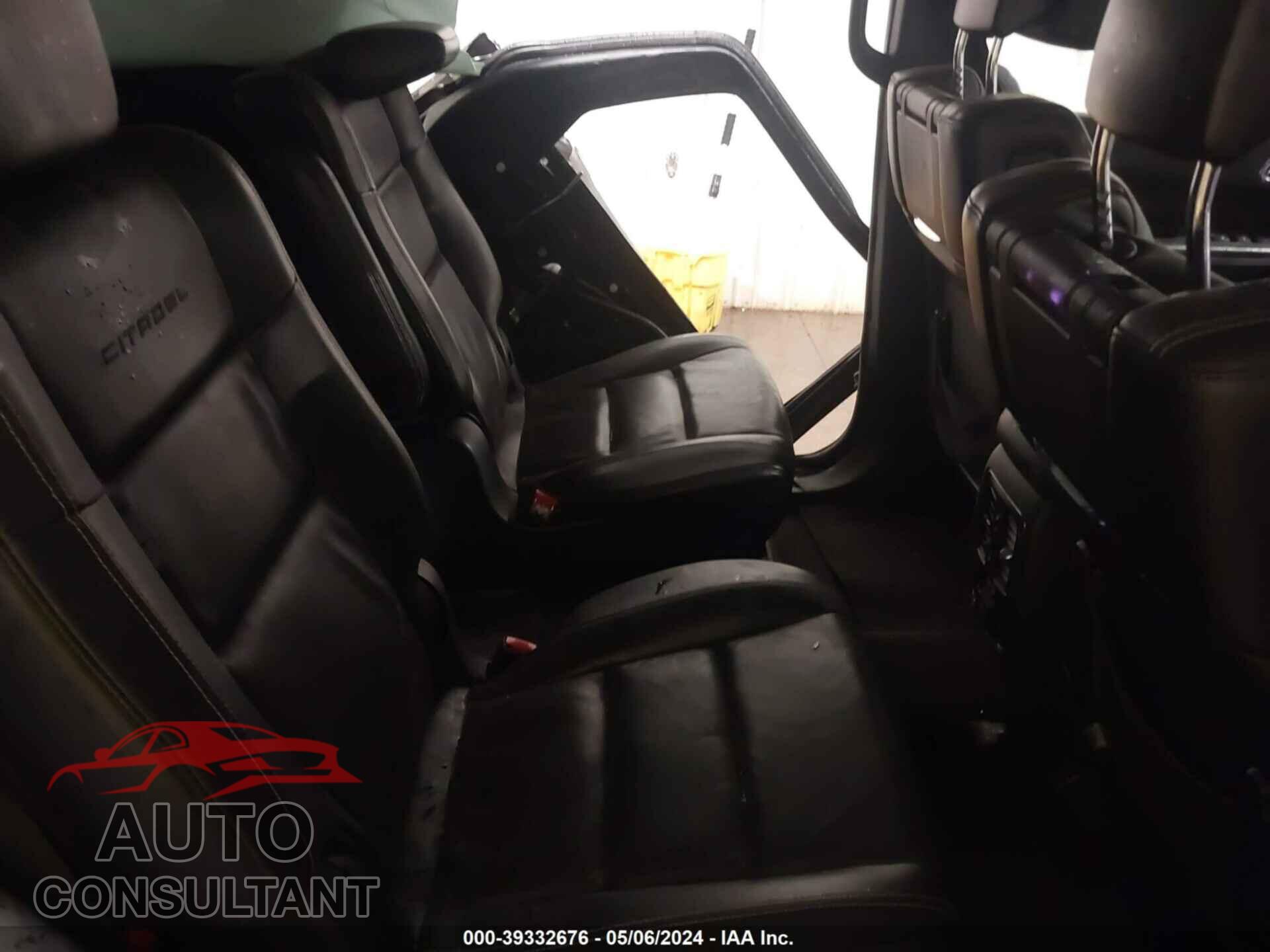 DODGE DURANGO 2015 - 1C4RDJEG8FC874319