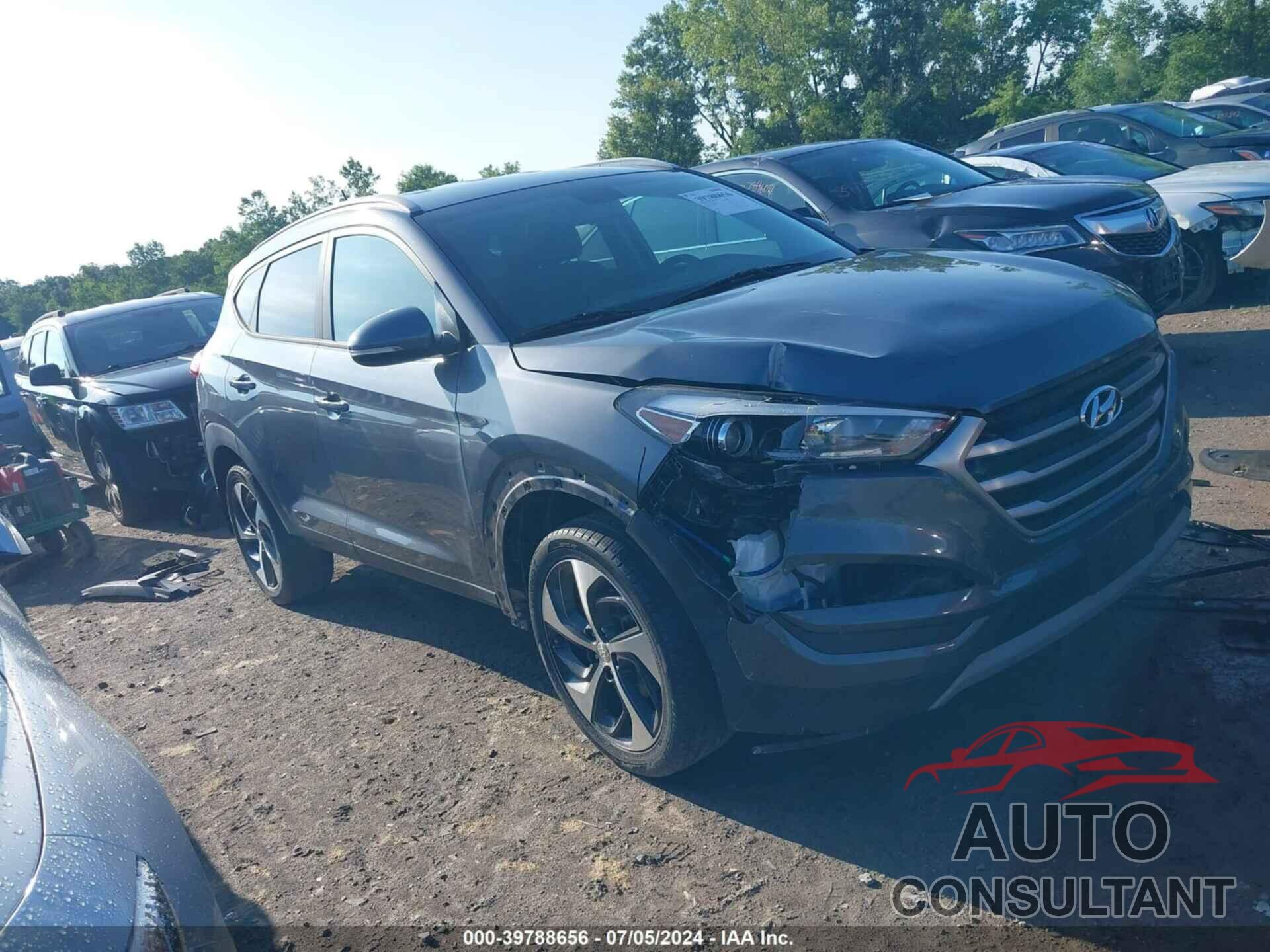 HYUNDAI TUCSON 2017 - KM8J3CA23HU526930