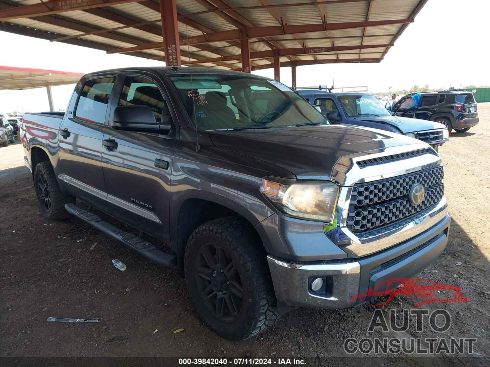 TOYOTA TUNDRA 2018 - 5TFDY5F10JX701914