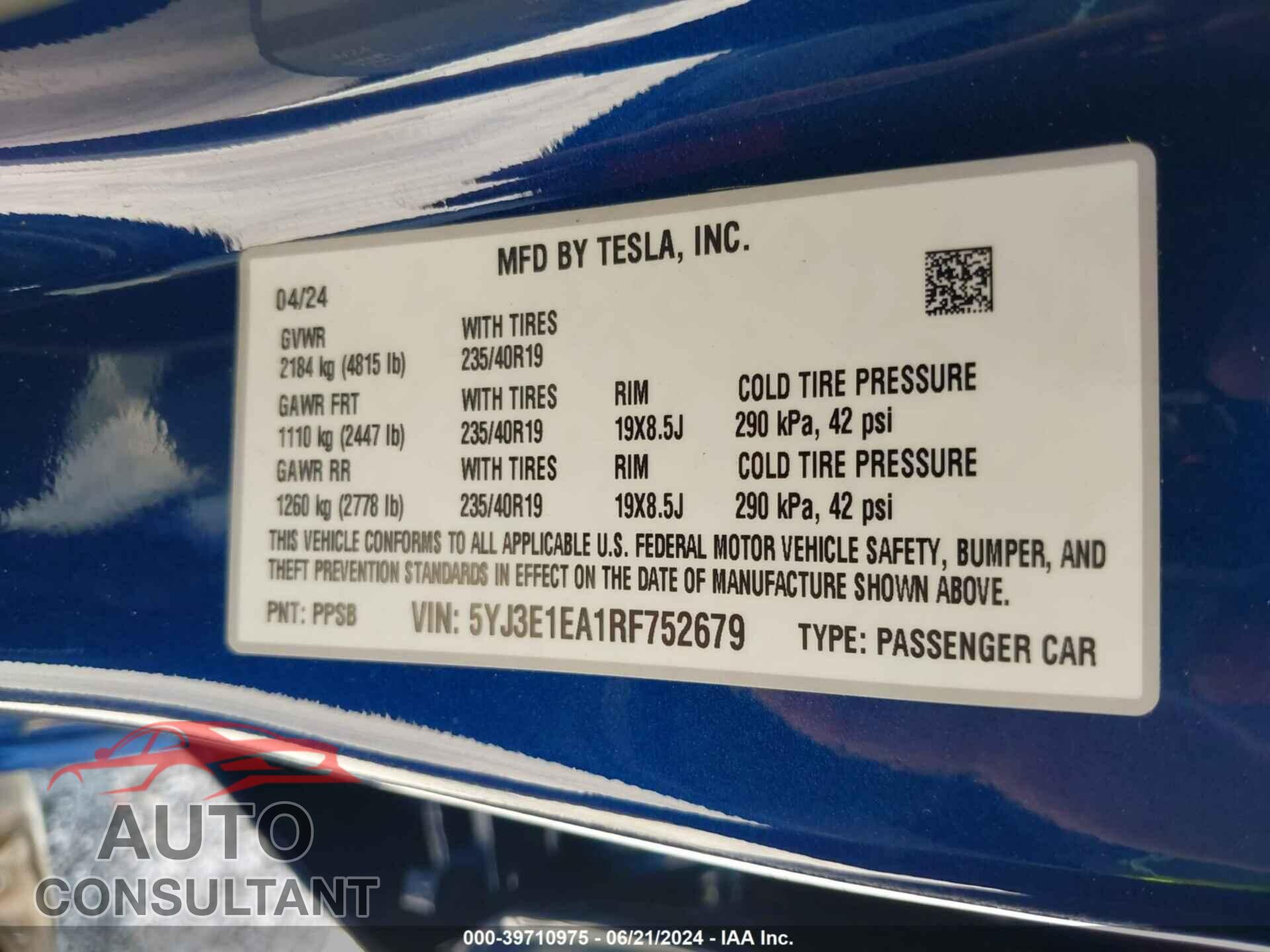 TESLA MODEL 3 2024 - 5YJ3E1EA1RF752679