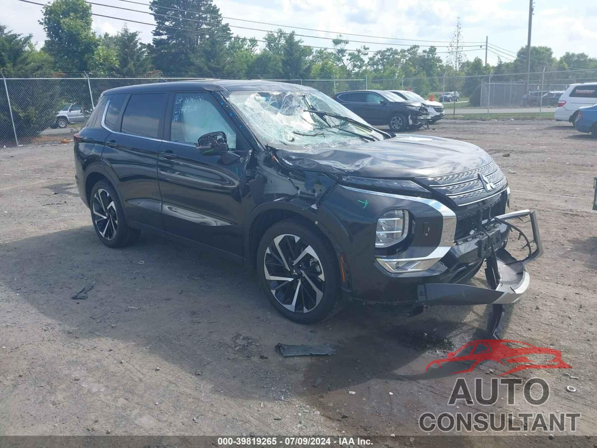 MITSUBISHI OUTLANDER 2023 - JA4J4UA86PZ058926