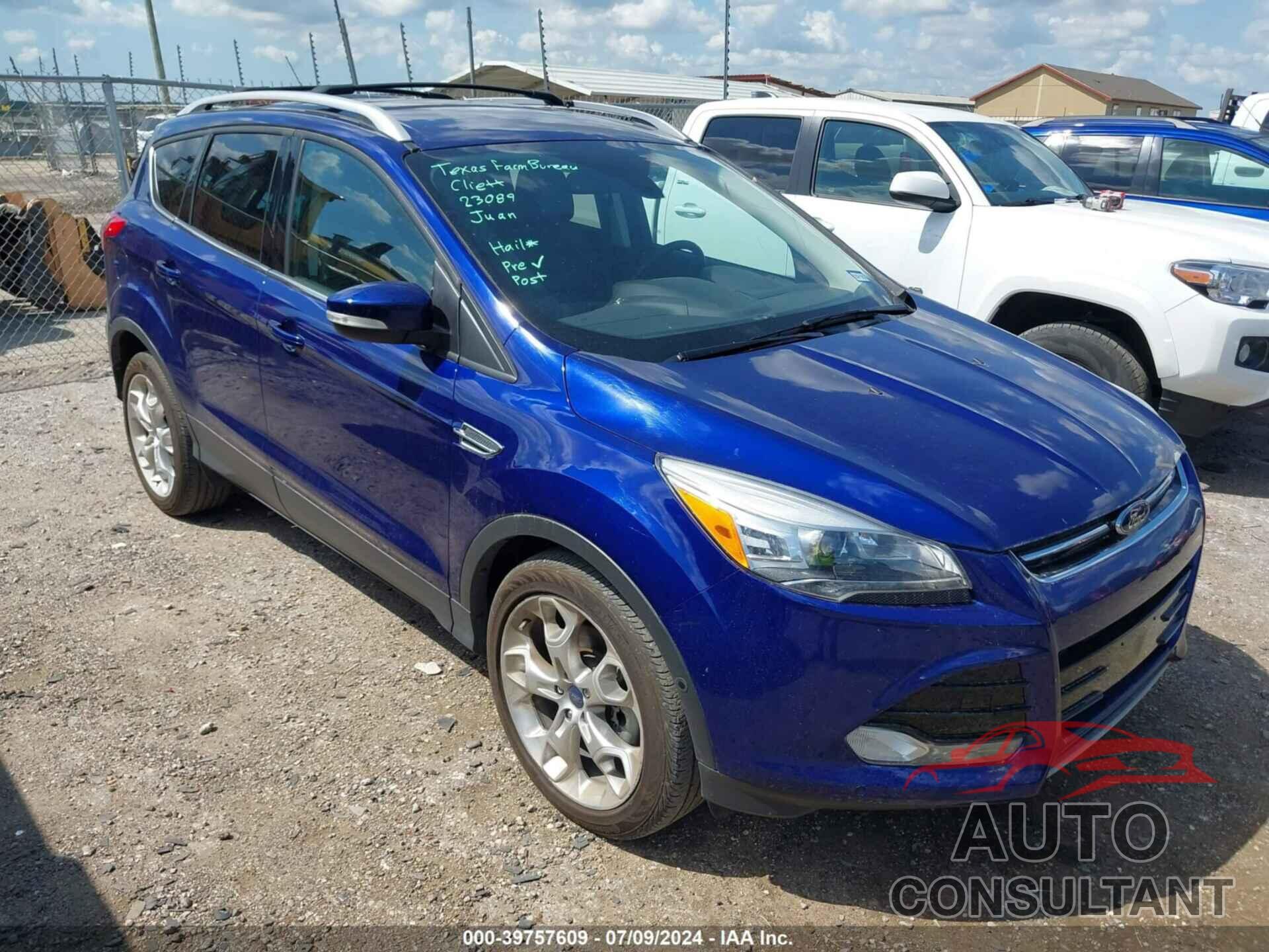 FORD ESCAPE 2013 - 1FMCU0J95DUD77433