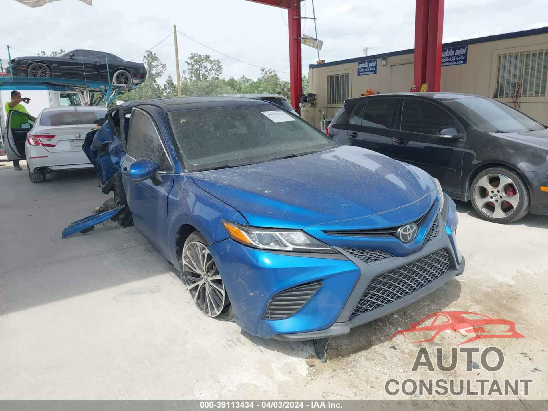 TOYOTA CAMRY 2020 - 4T1G11AK4LU313174