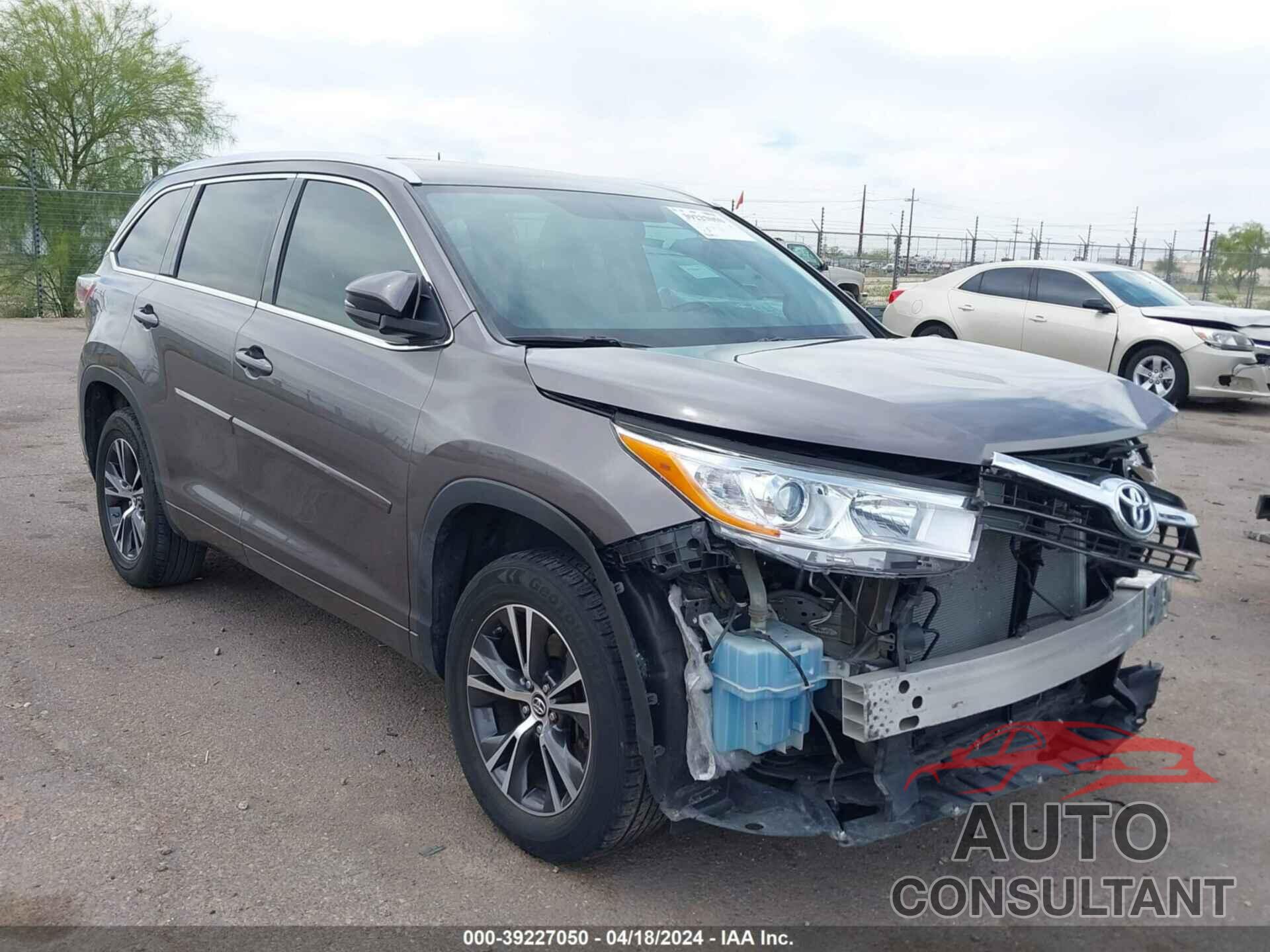 TOYOTA HIGHLANDER 2016 - 5TDKKRFH0GS147690