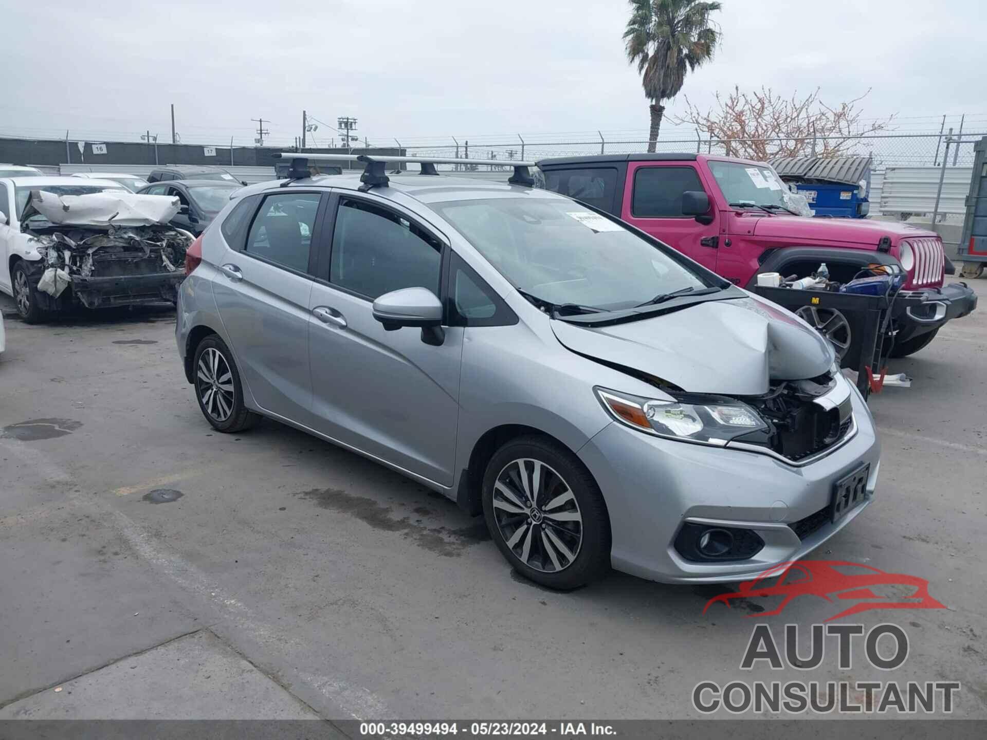 HONDA FIT 2018 - 3HGGK5H84JM725438