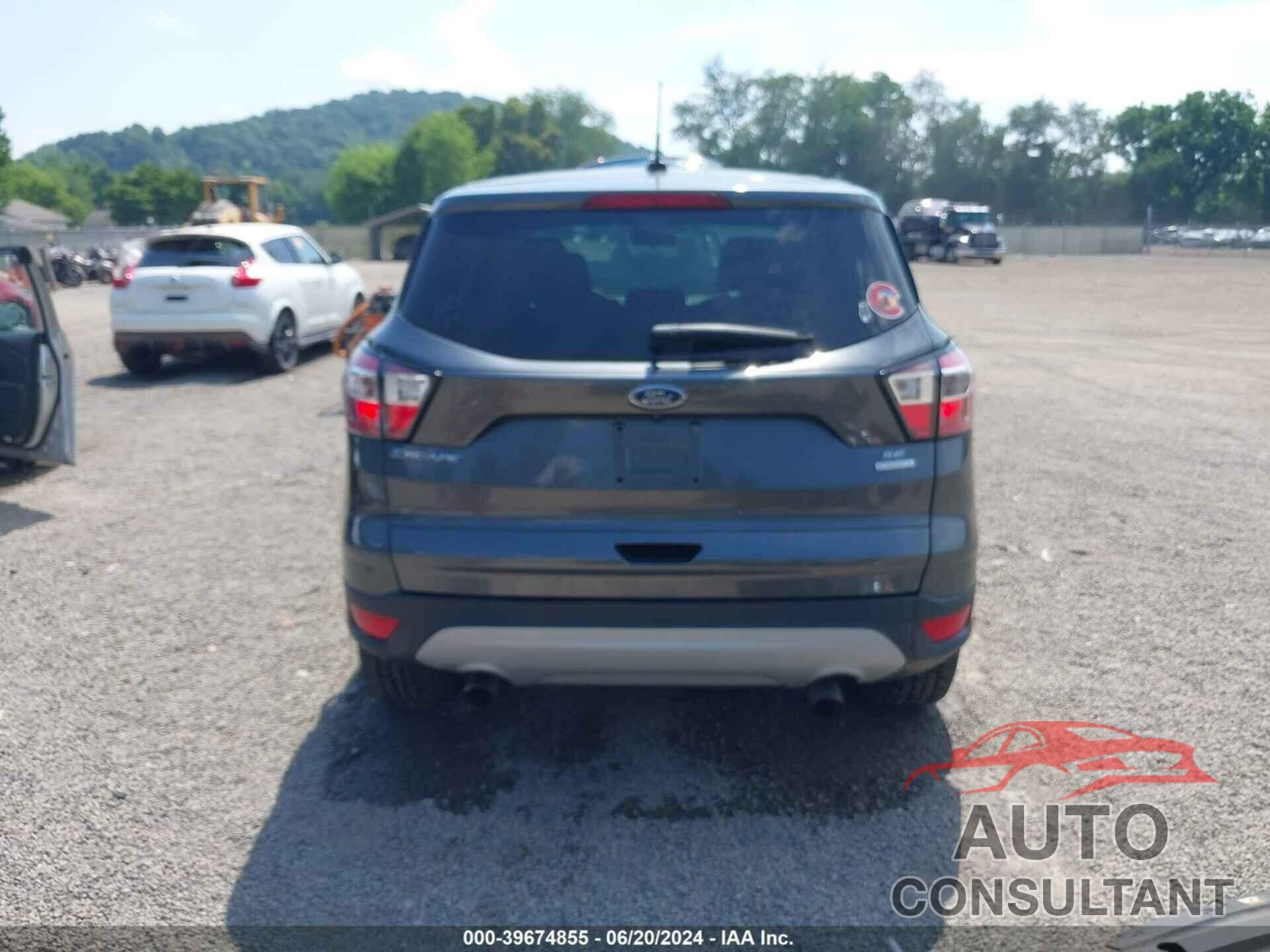 FORD ESCAPE 2017 - 1FMCU0GD2HUE67656