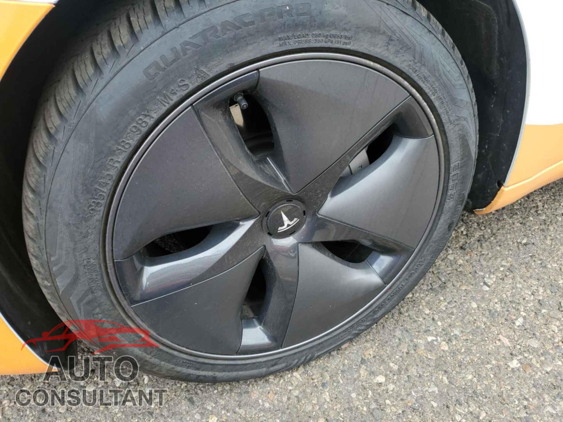 TESLA MODEL 3 2020 - 5YJ3E1EB2LF800996