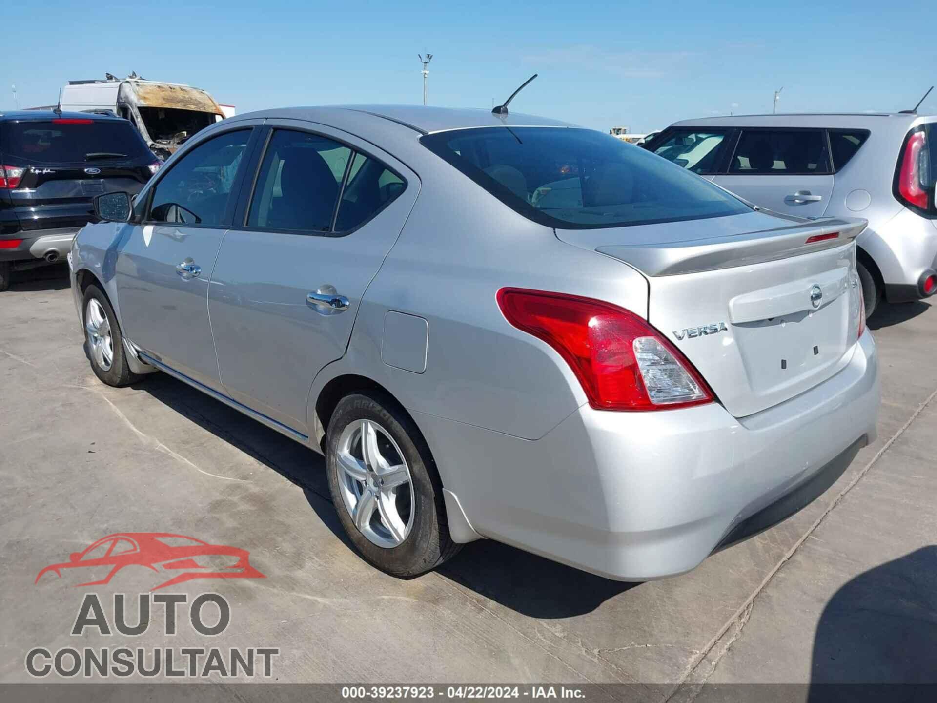NISSAN VERSA 2019 - 3N1CN7AP3KL837952