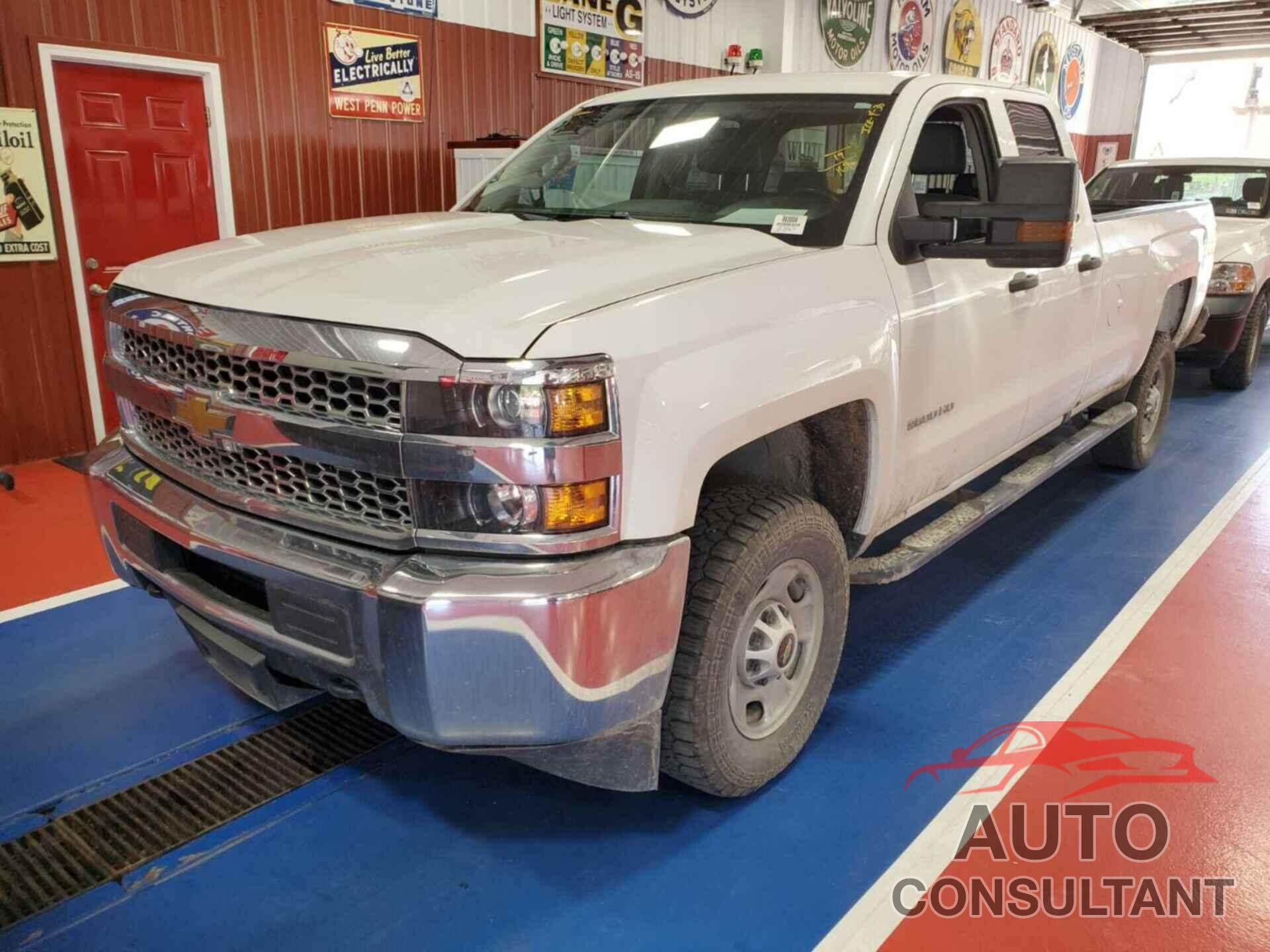 CHEVROLET SILVERADO 2019 - 2GC2KREG6K1194991