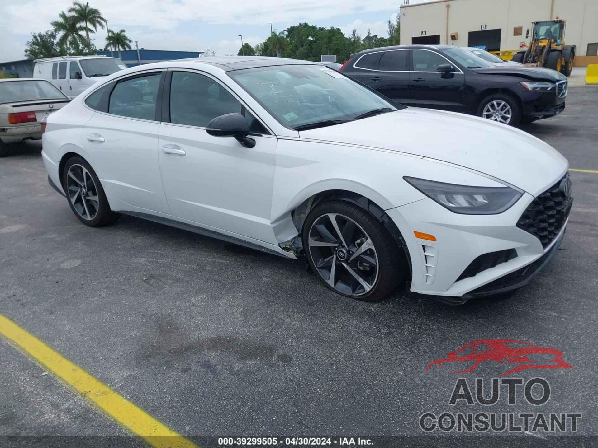 HYUNDAI SONATA 2023 - KMHL44J20PA278843