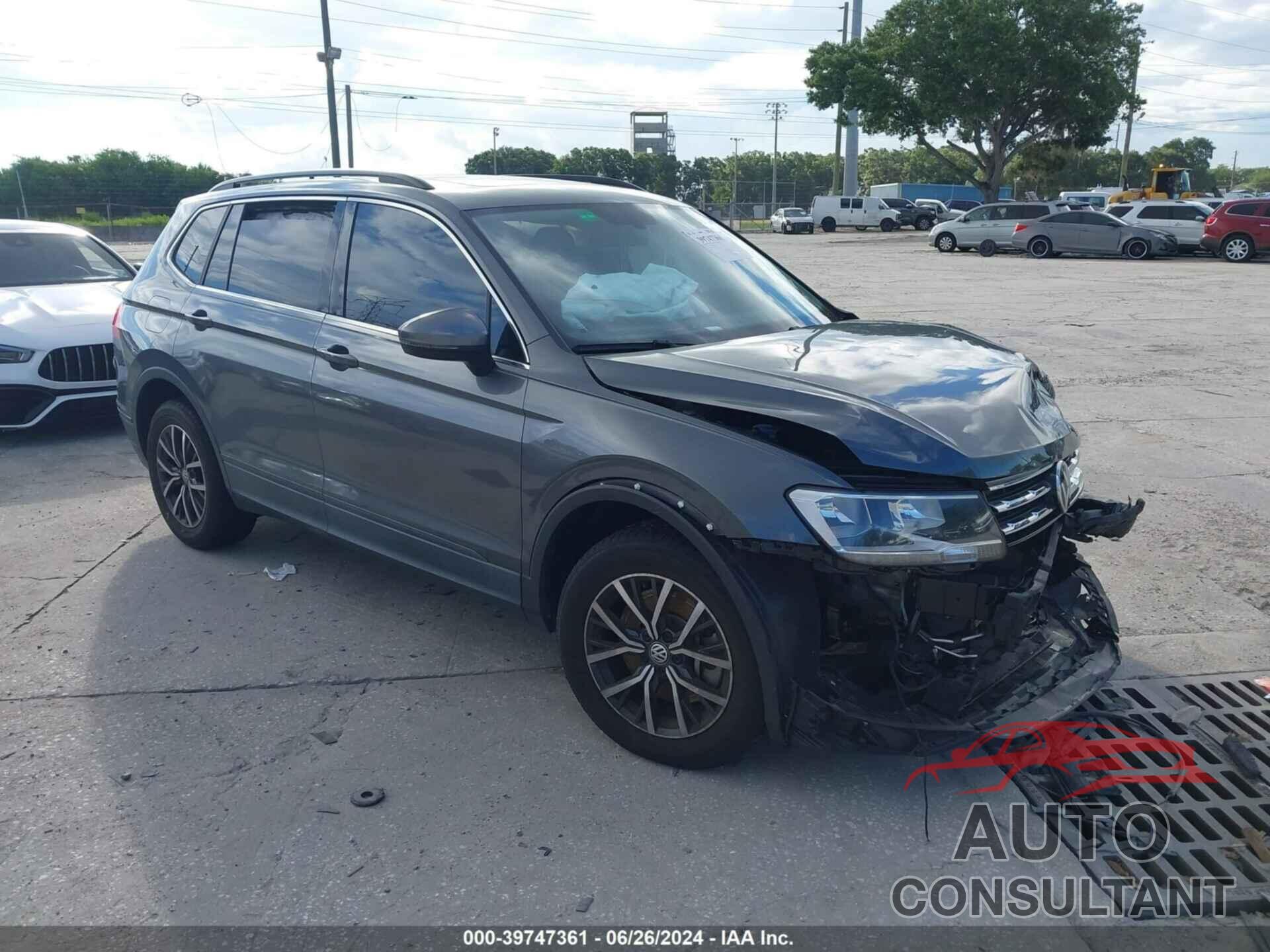 VOLKSWAGEN TIGUAN 2019 - 3VV2B7AXXKM191306